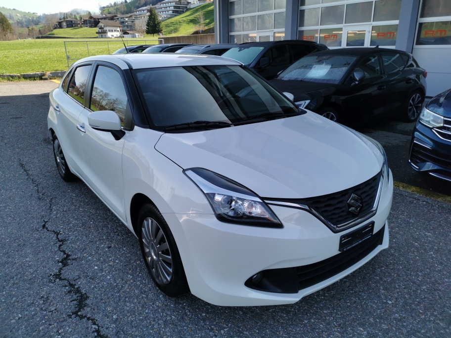 SUZUKI Baleno 1.2i Compact Top Hybrid