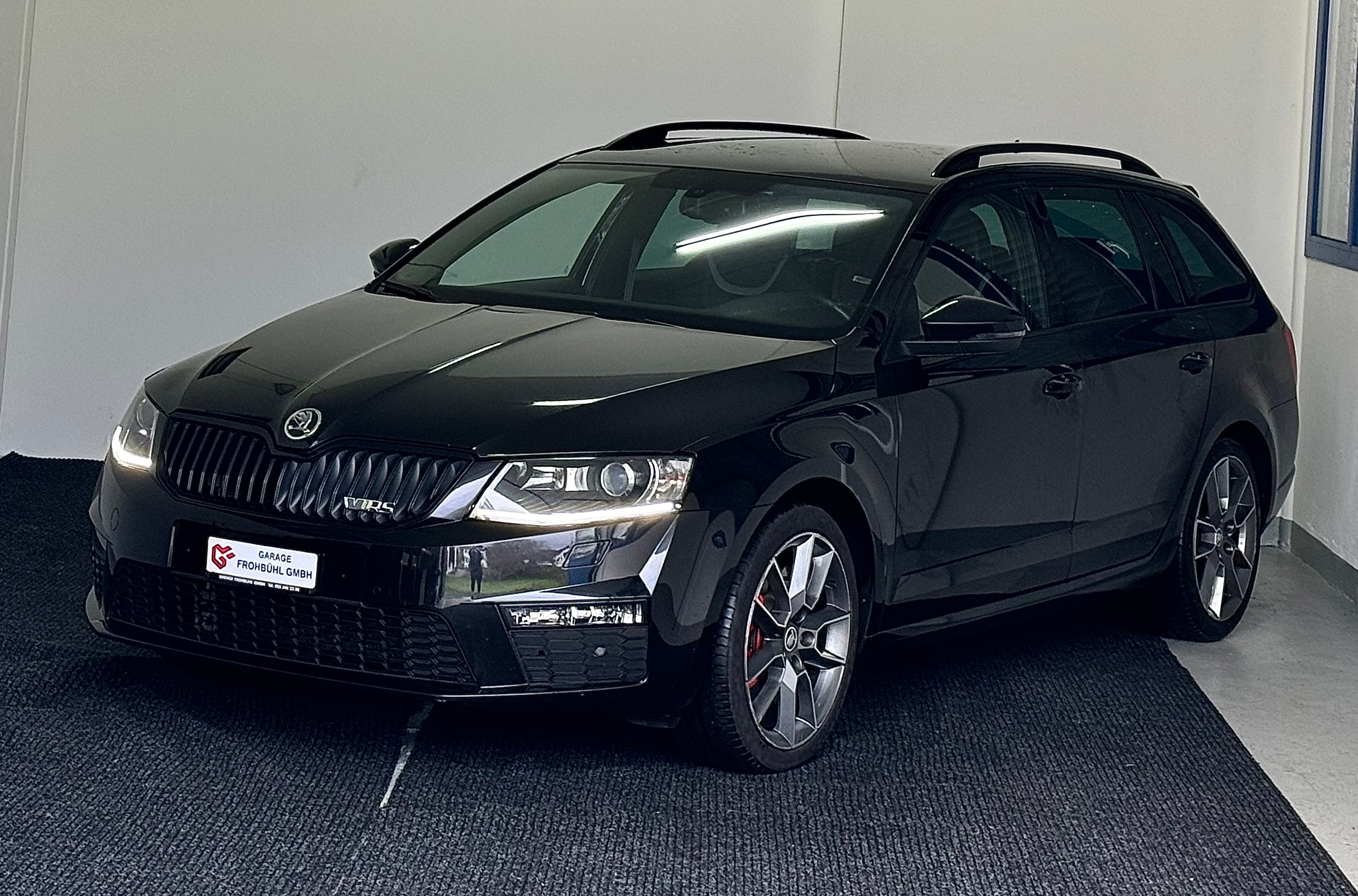 SKODA Octavia Combi 2.0 TSI RS DSG