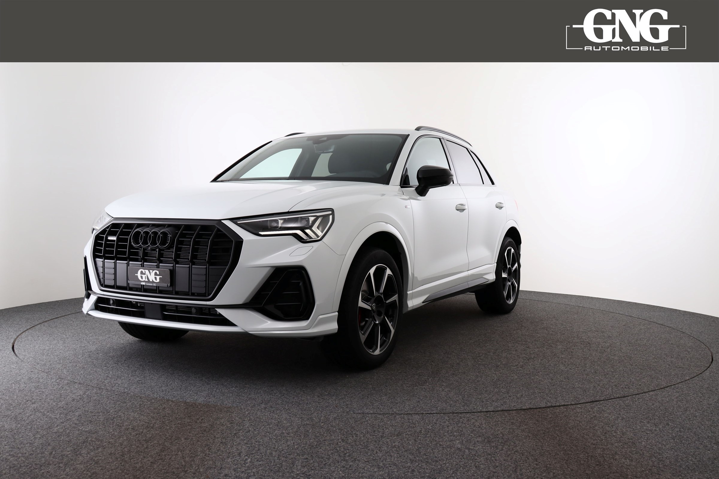 AUDI Q3 45 TFSI S line quattro S-tronic