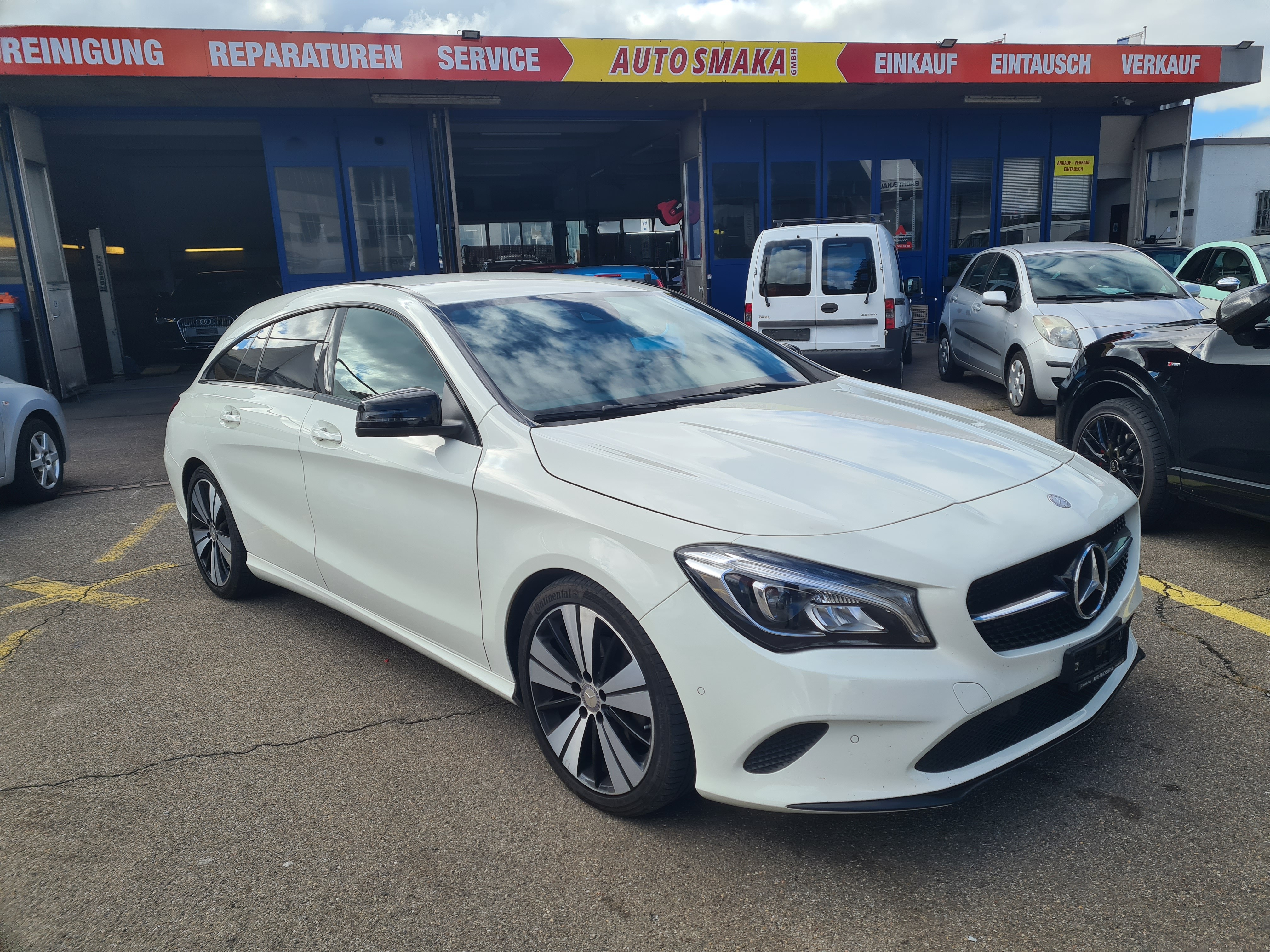 MERCEDES-BENZ CLA Shooting Brake 200 CDI 7G-DCT