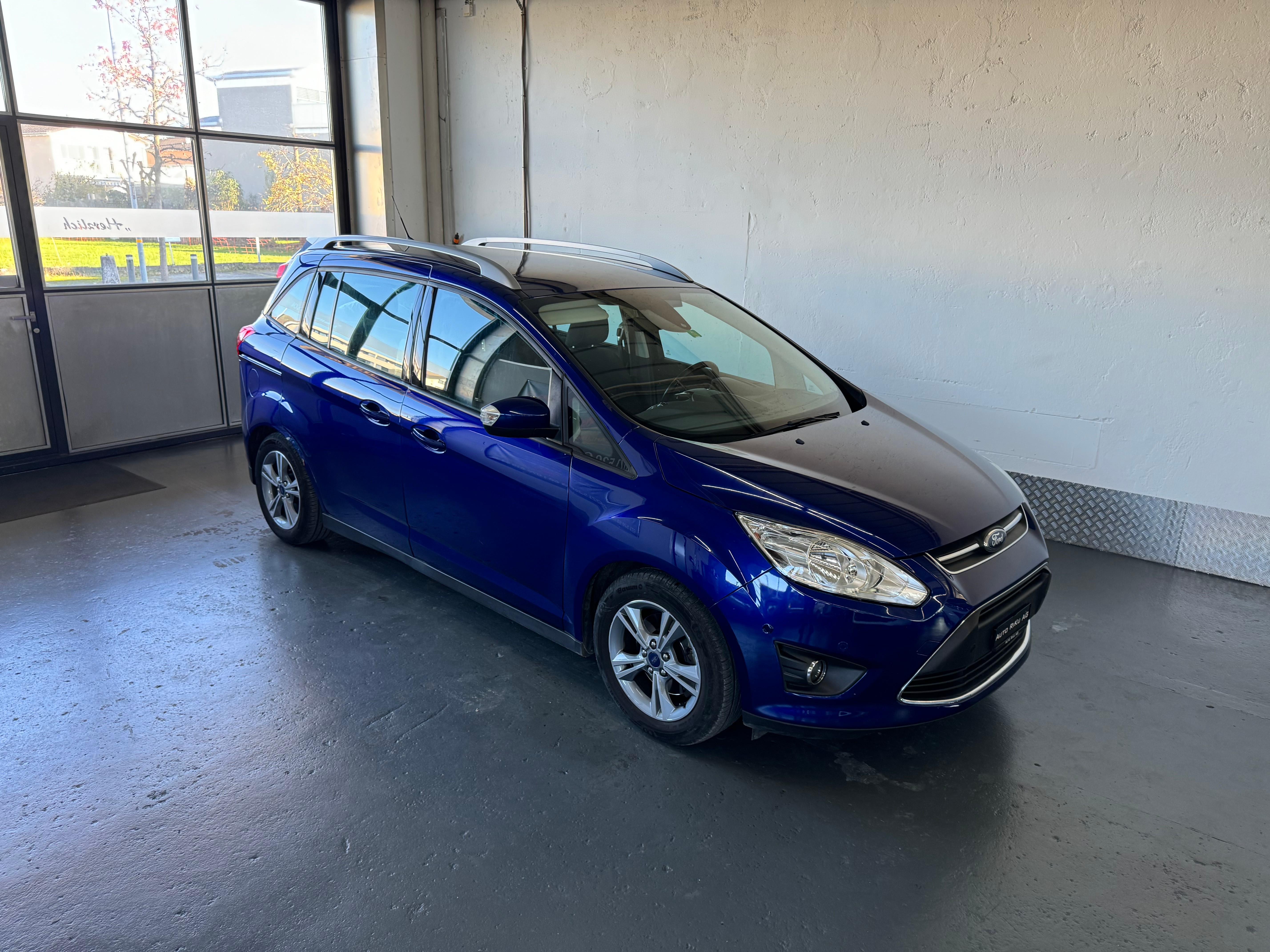 FORD Grand C-Max 1.0 SCTi KNIE-Edition