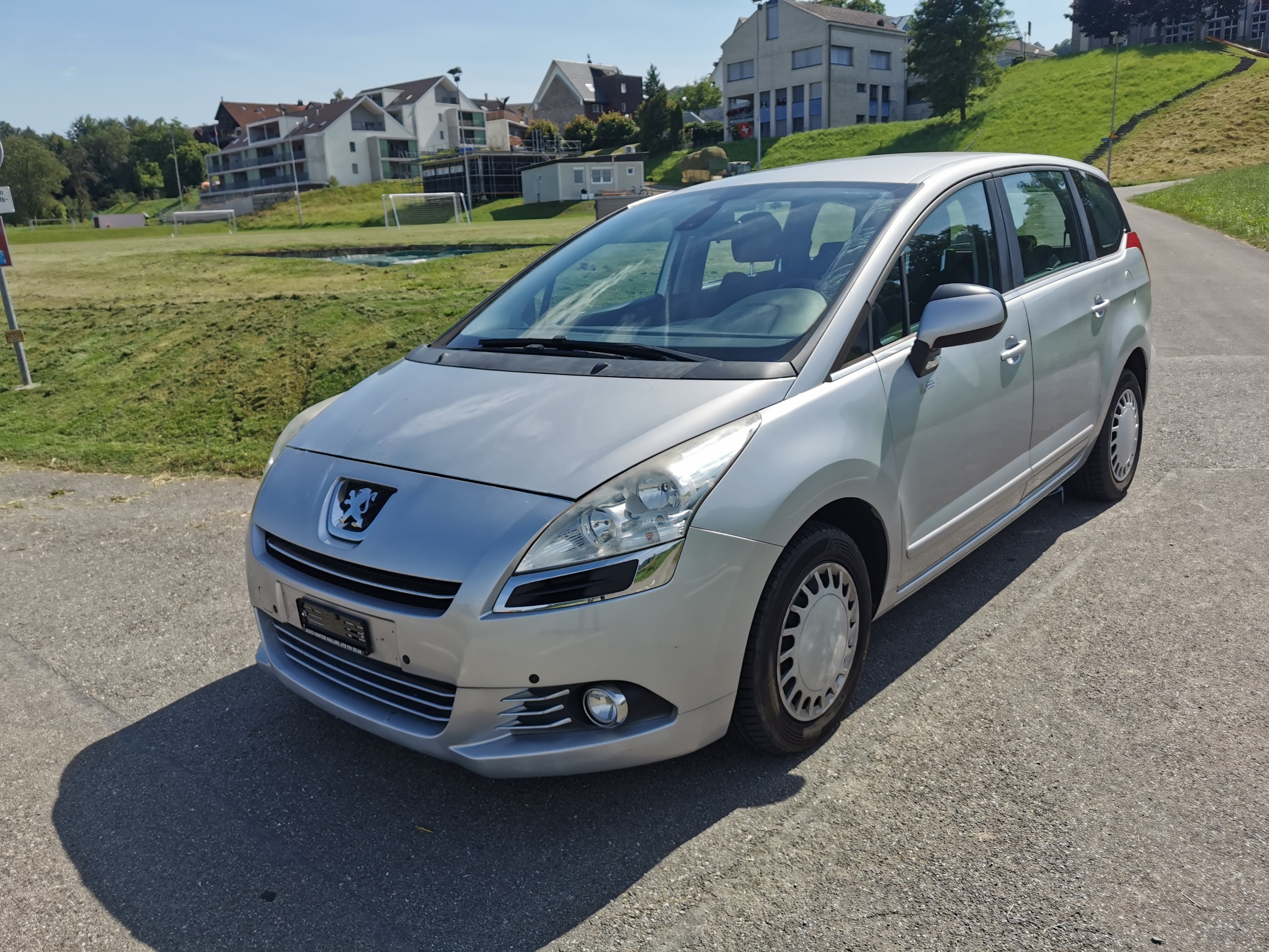 PEUGEOT 5008 1.6 HDI Sport EGS6