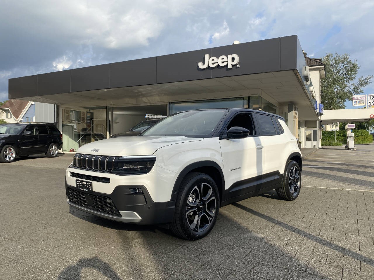 JEEP Avenger 1.2 MHEV Summit