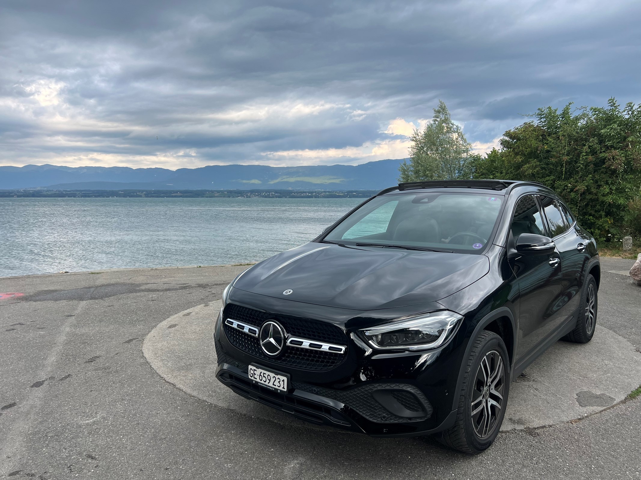 MERCEDES-BENZ GLA 250 4Matic Progressive 8G-DCT