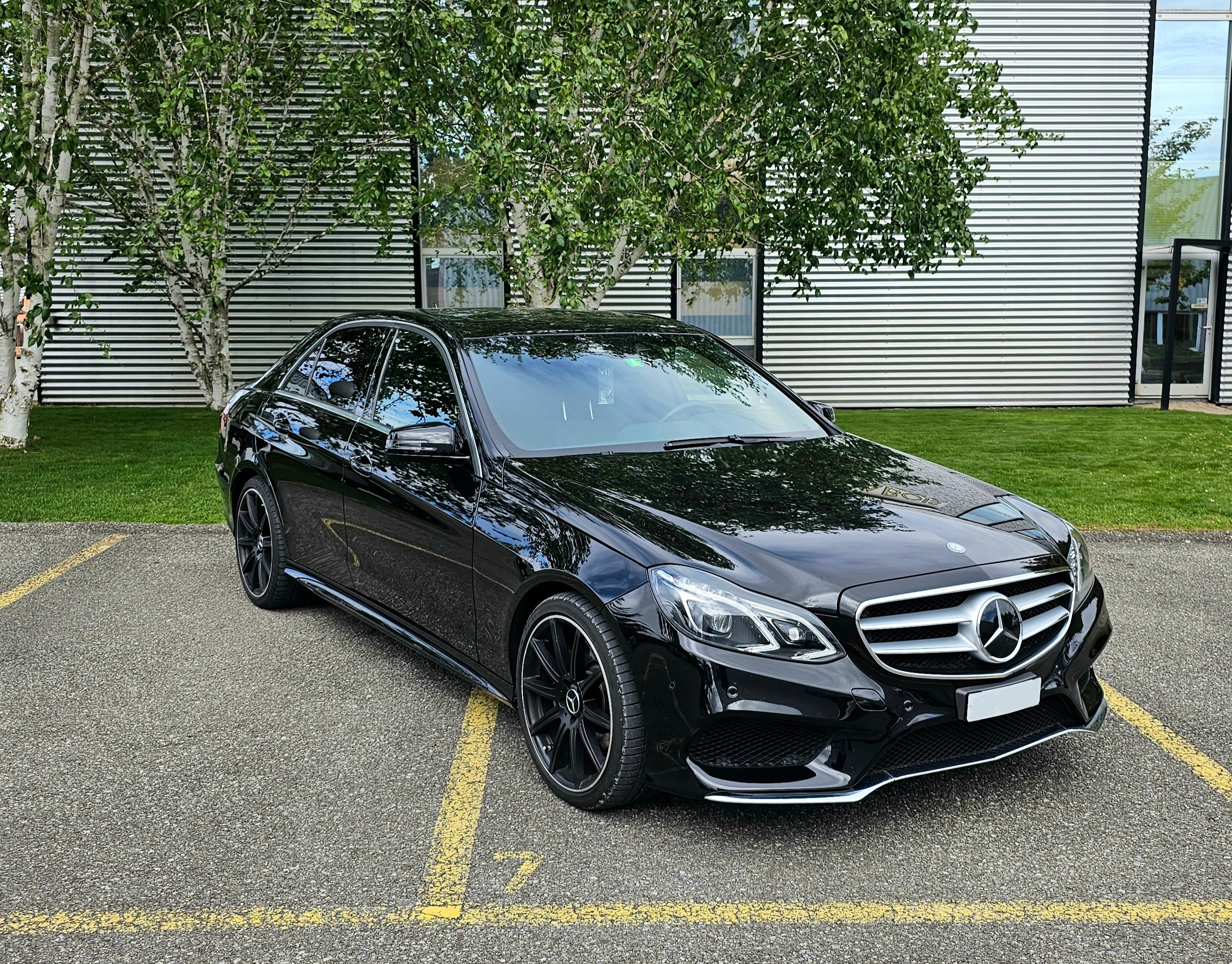 MERCEDES-BENZ E 400 Avantgarde 4Matic 7G-Tronic