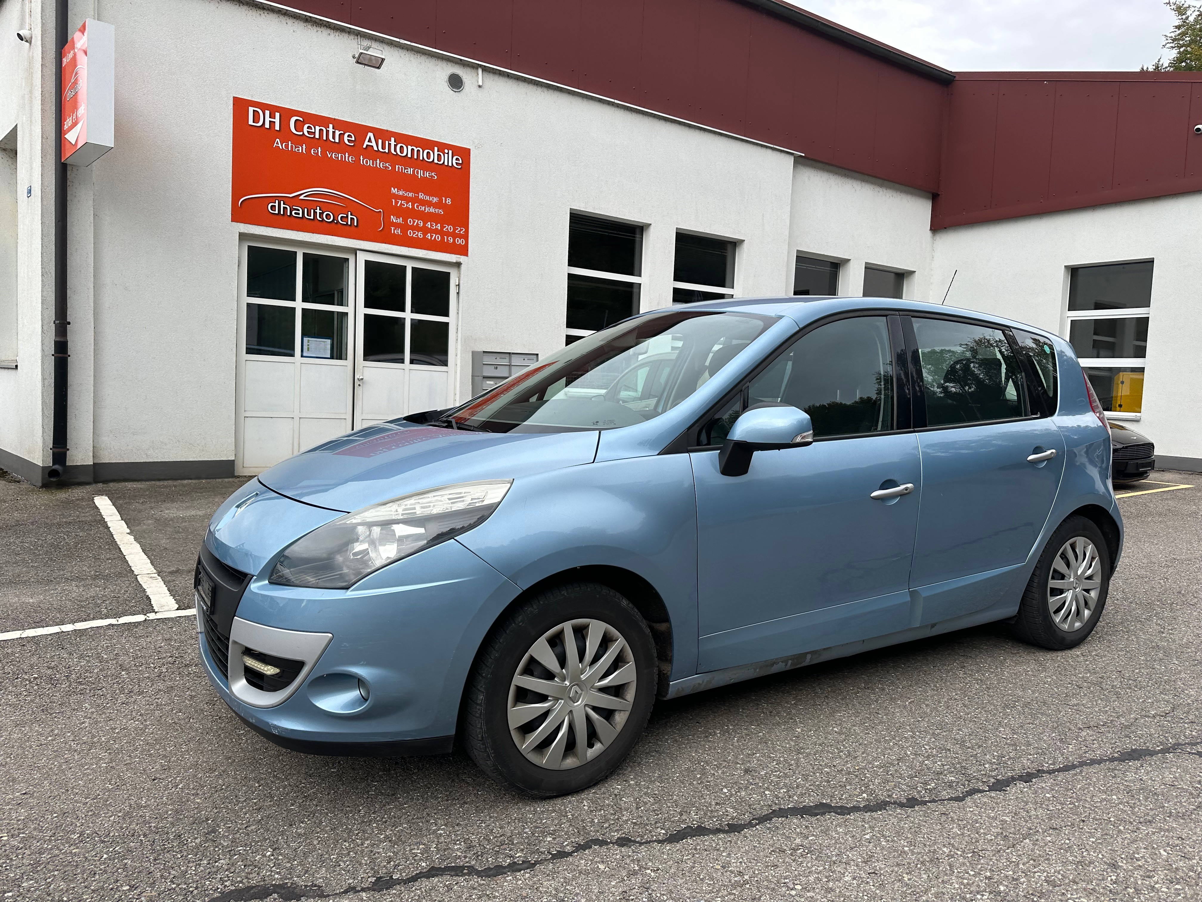 RENAULT Scénic 1.4 16V Turbo Dynamique