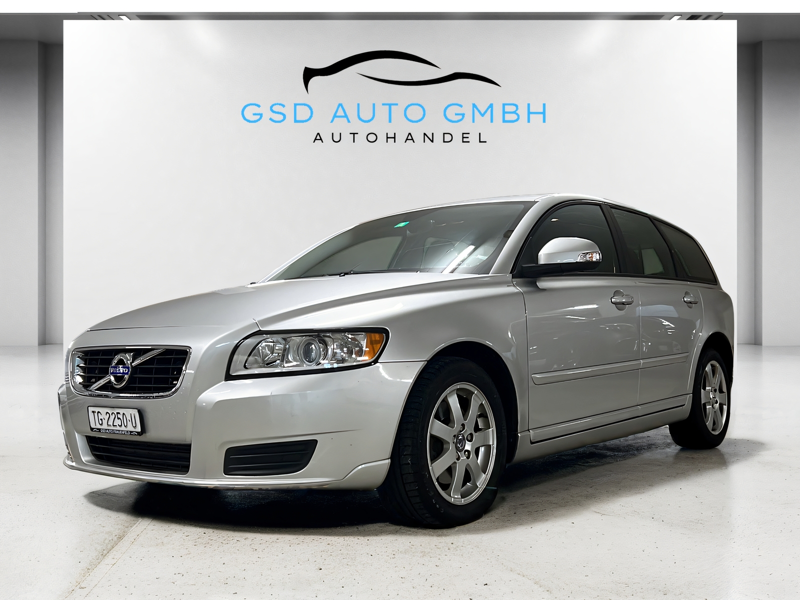 VOLVO V50 D3 Kinetic**frisch ab MFK**