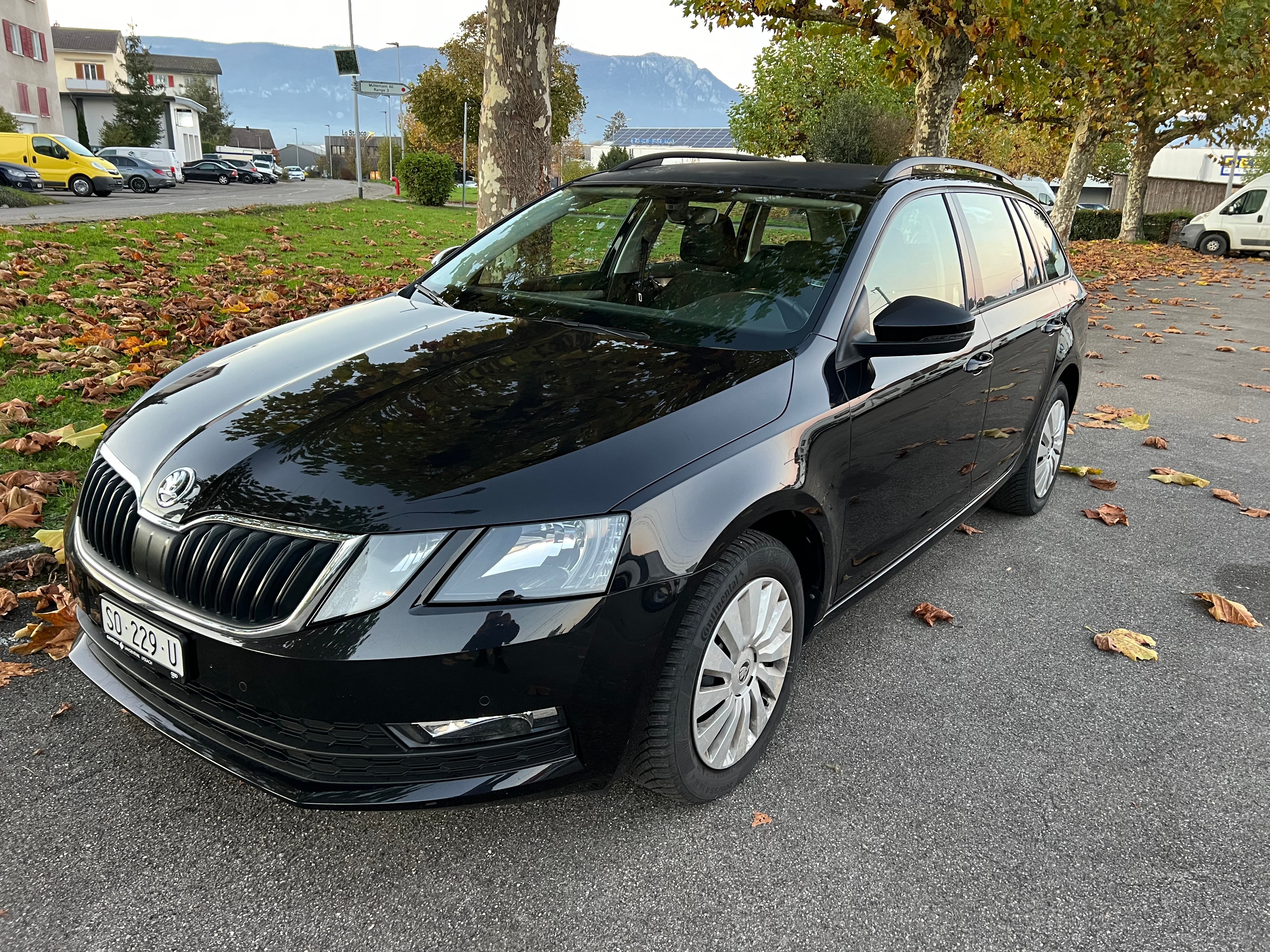 SKODA Octavia Combi 1.6 TDI Ambition DSG