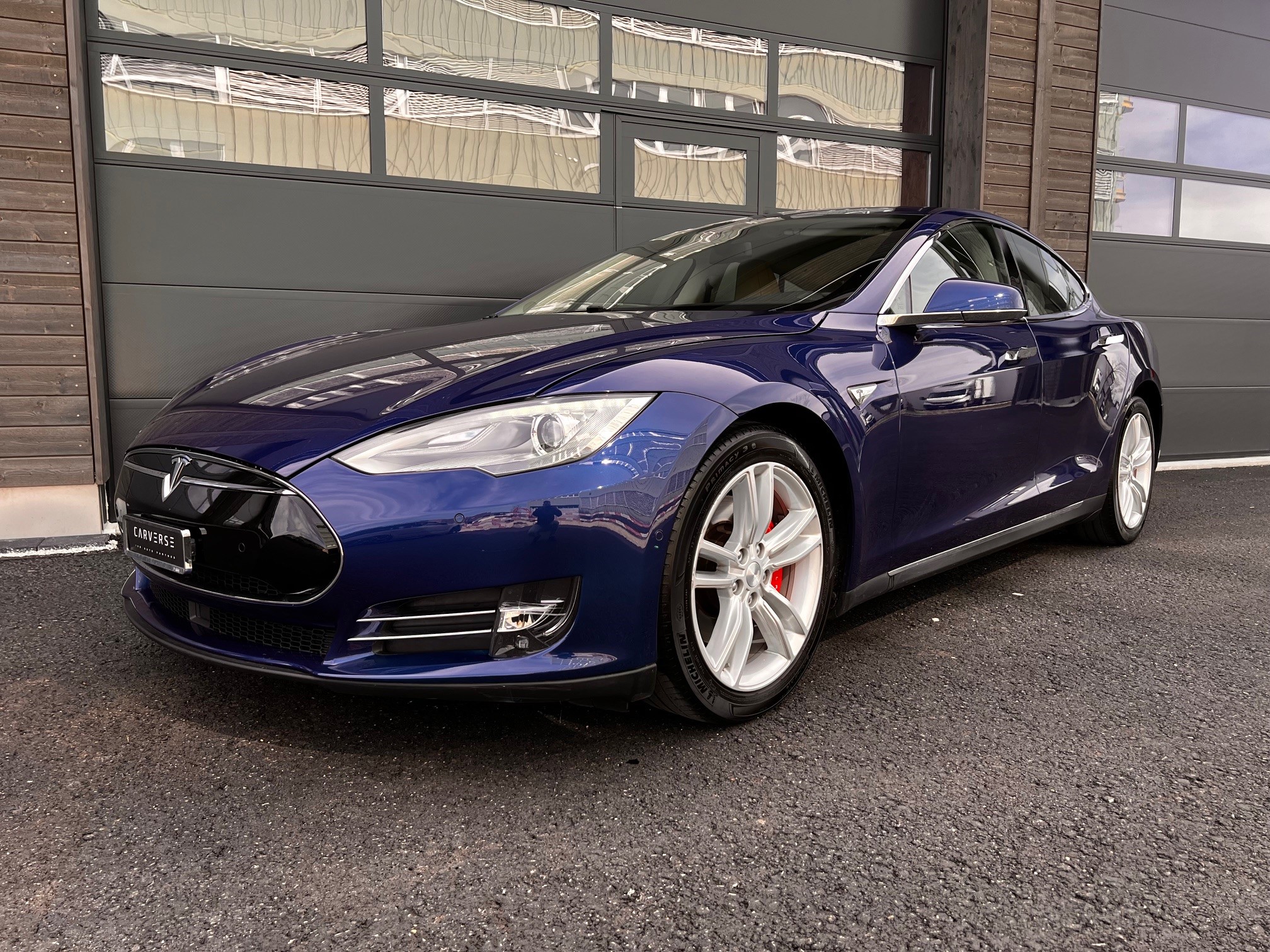 TESLA Model S 85 D Performance