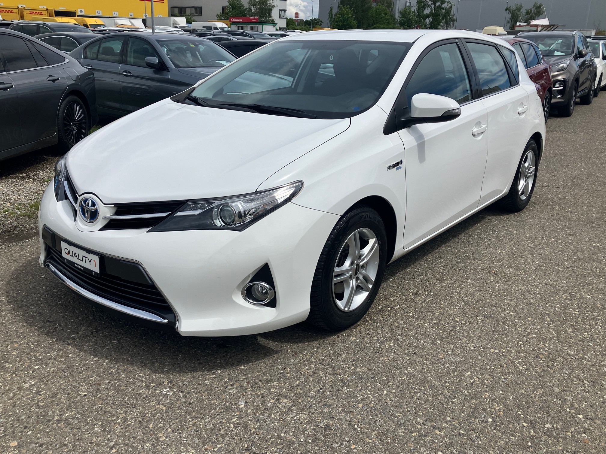 TOYOTA Auris 1.8 16V HSD Linea Sol