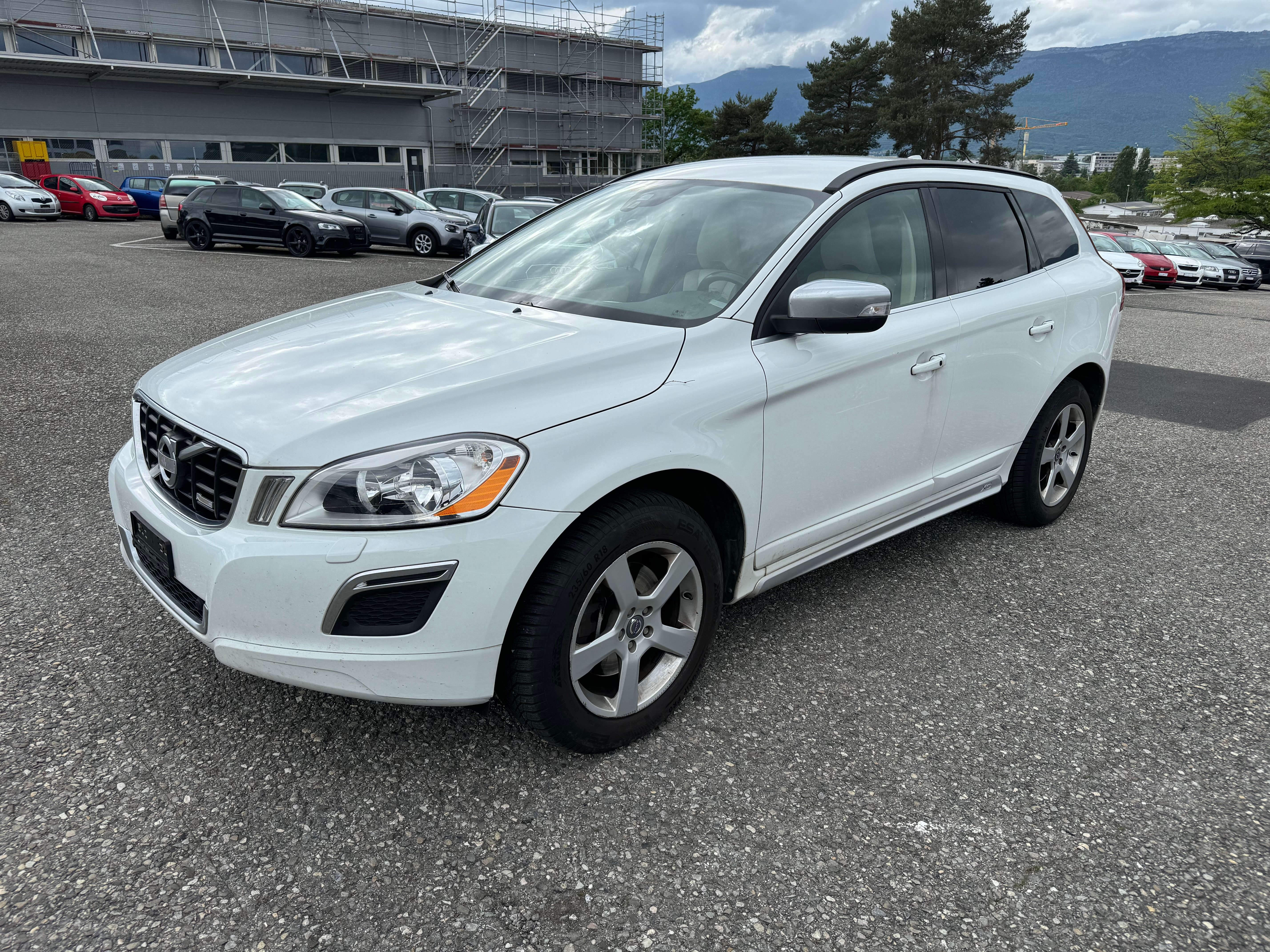 VOLVO XC60 DRIVe Kinetic