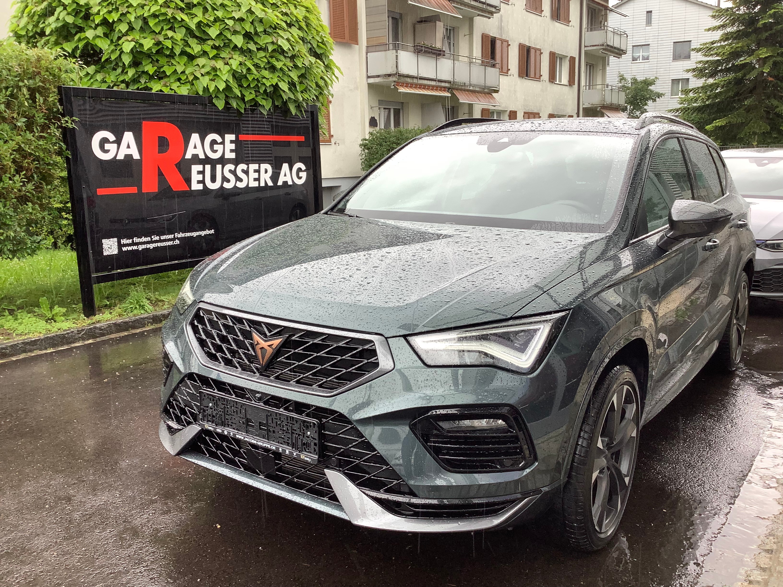 CUPRA ATECA 2.0TSI VZ 4Drive DSG *** TOPAUSSTATTUNG IN CAMOUFLAGE GREEN ***