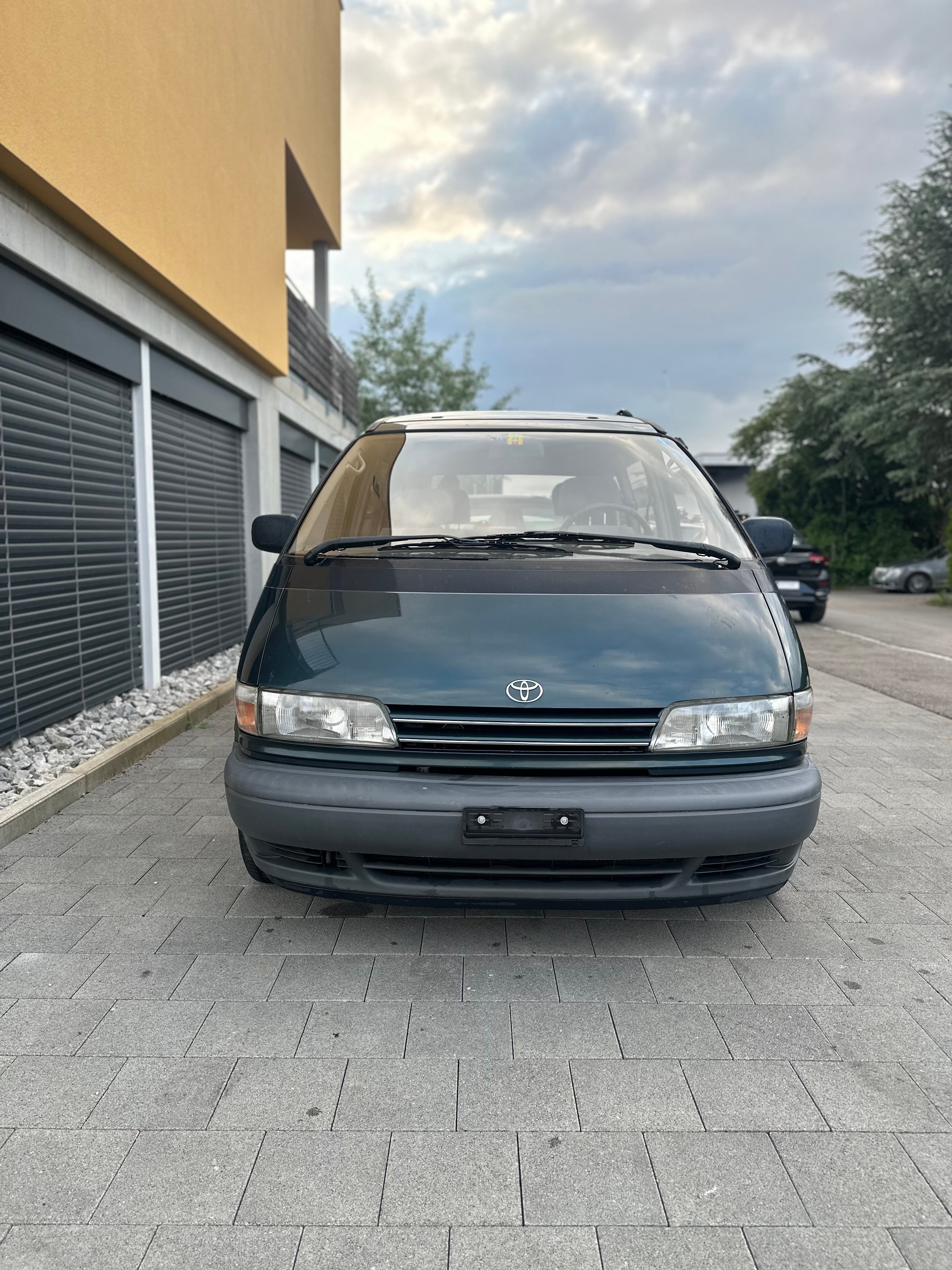 TOYOTA Previa GL 4x2