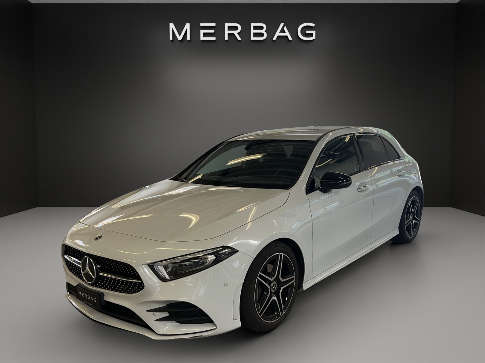 MERCEDES-BENZ A 180 d AMG Line