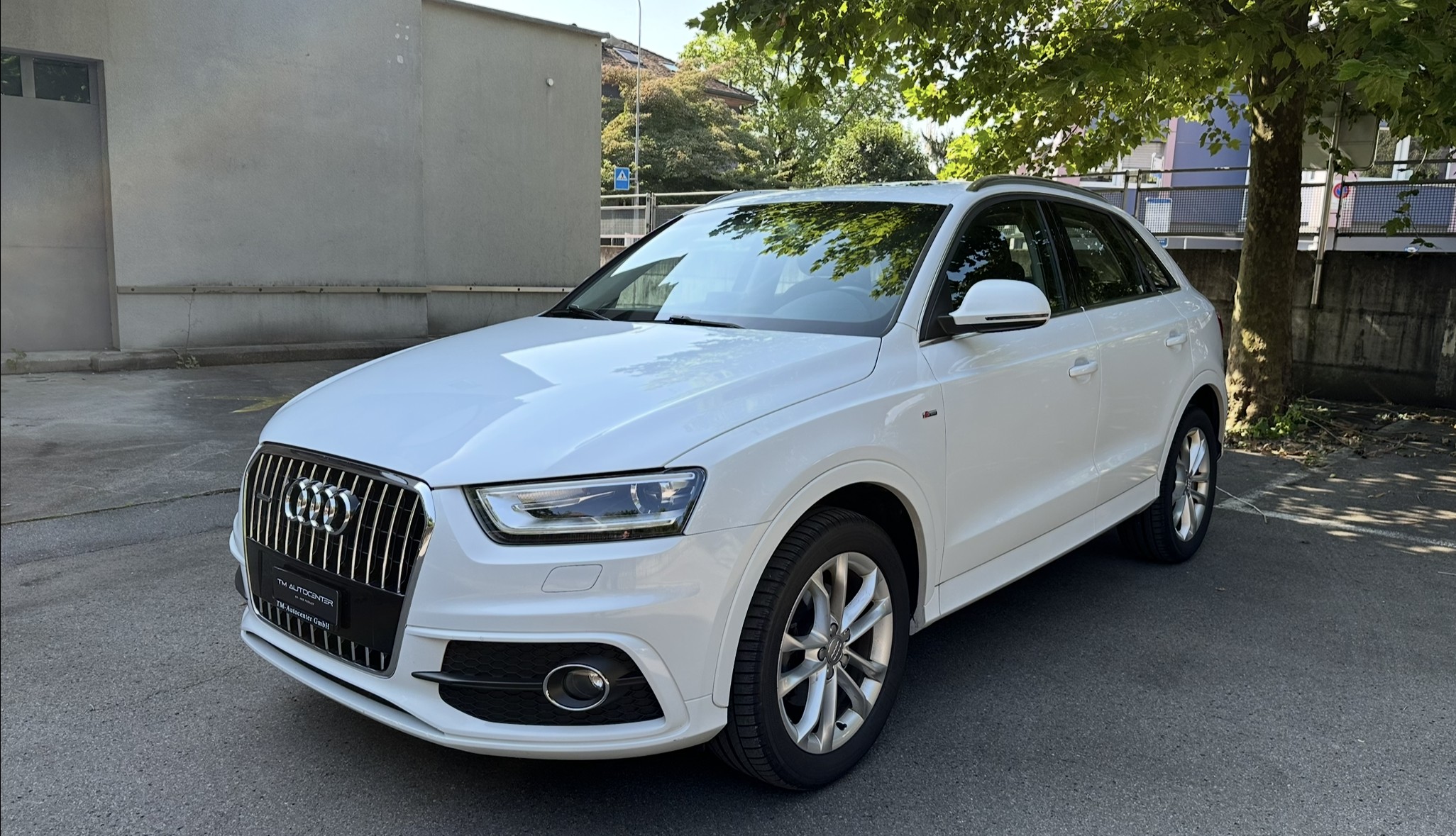 AUDI Q3 2.0 TDI quattro S-tronic