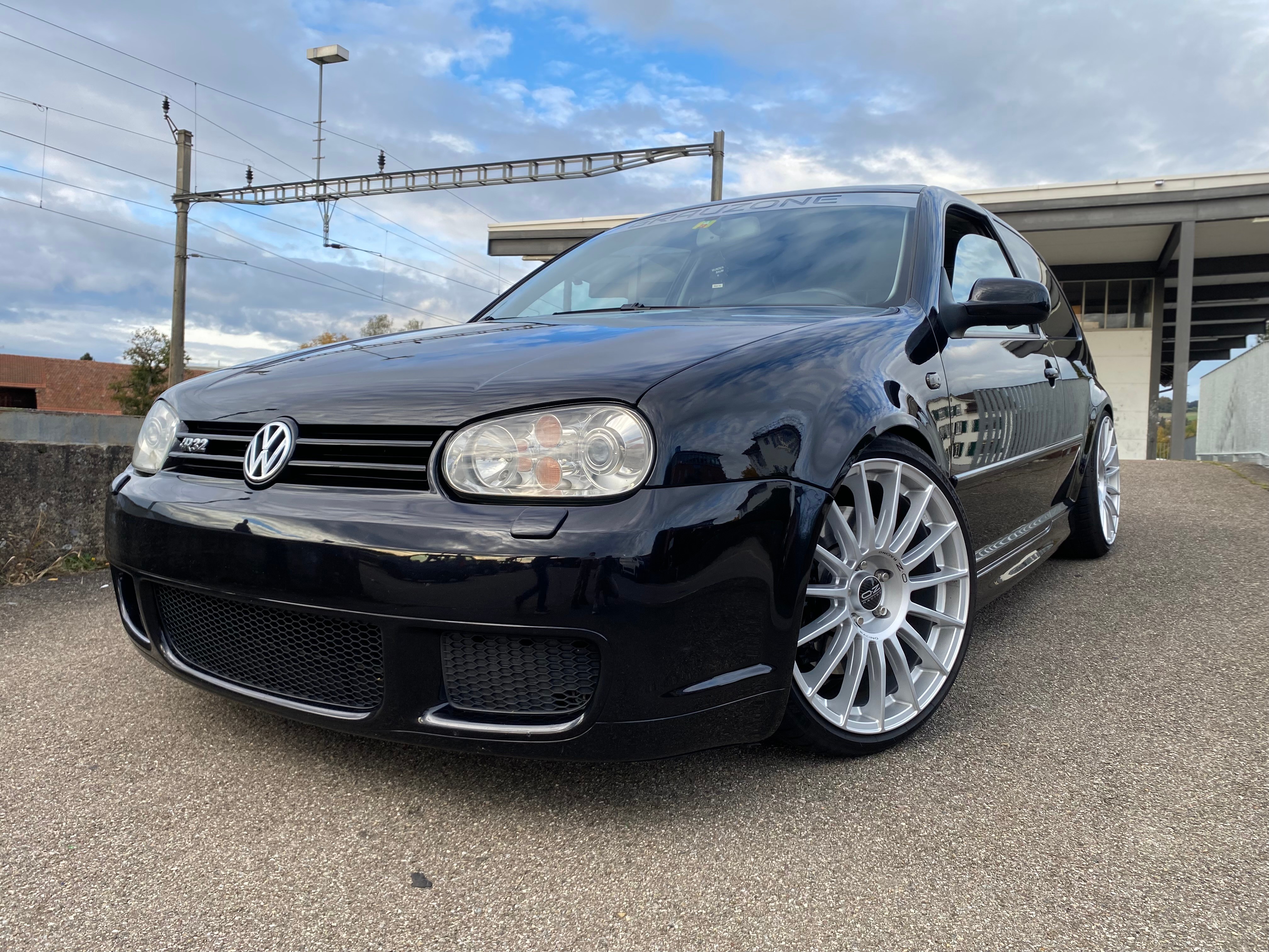 VW Golf R32 4Motion