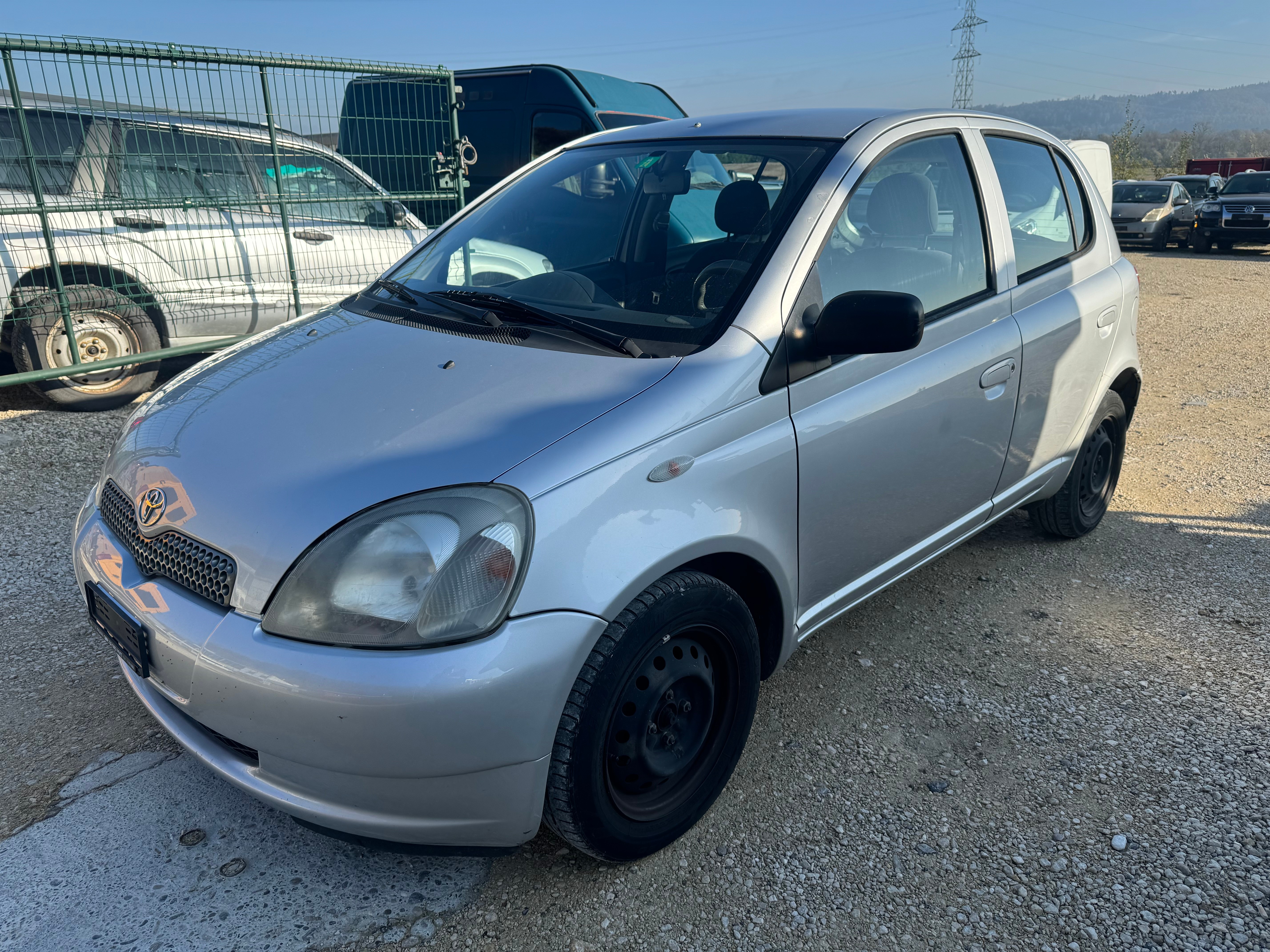 TOYOTA Yaris 1.3 Linea Luna