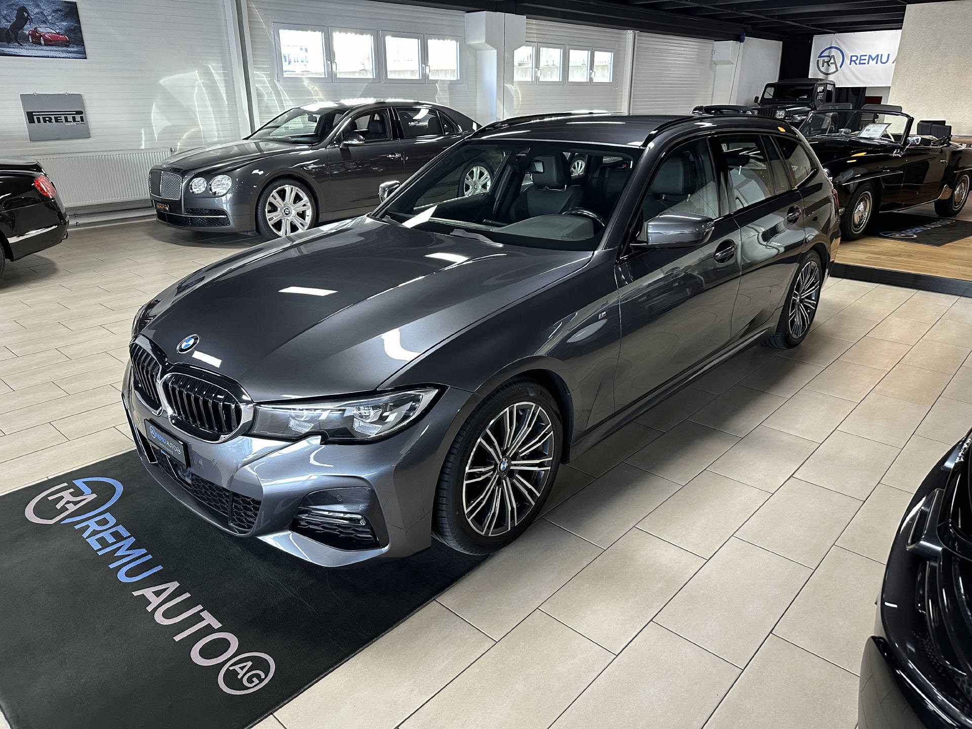 BMW 330i xDrive Touring