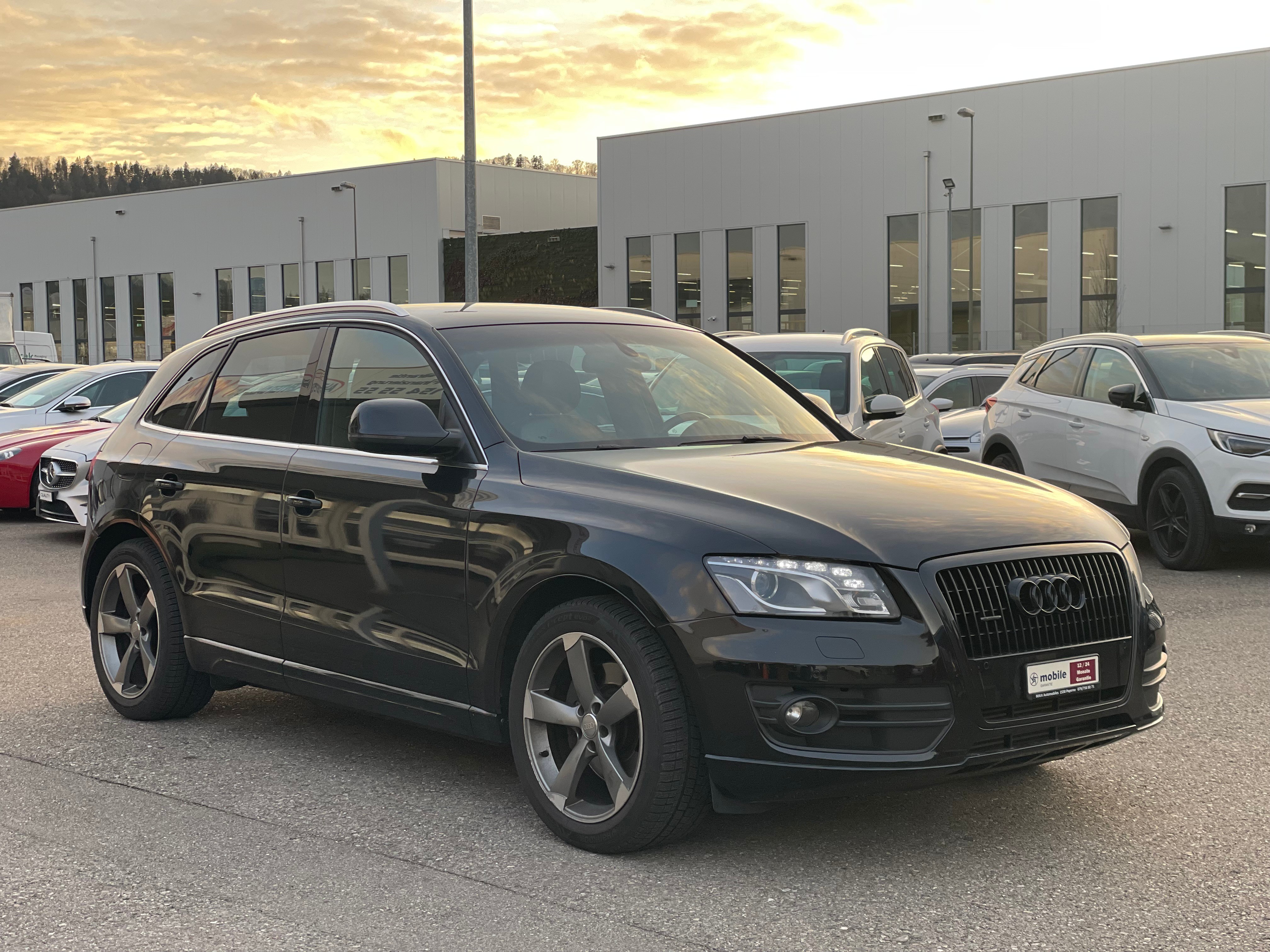 AUDI Q5 3.0 TDI quattro S-tronic S line-Sportpaket