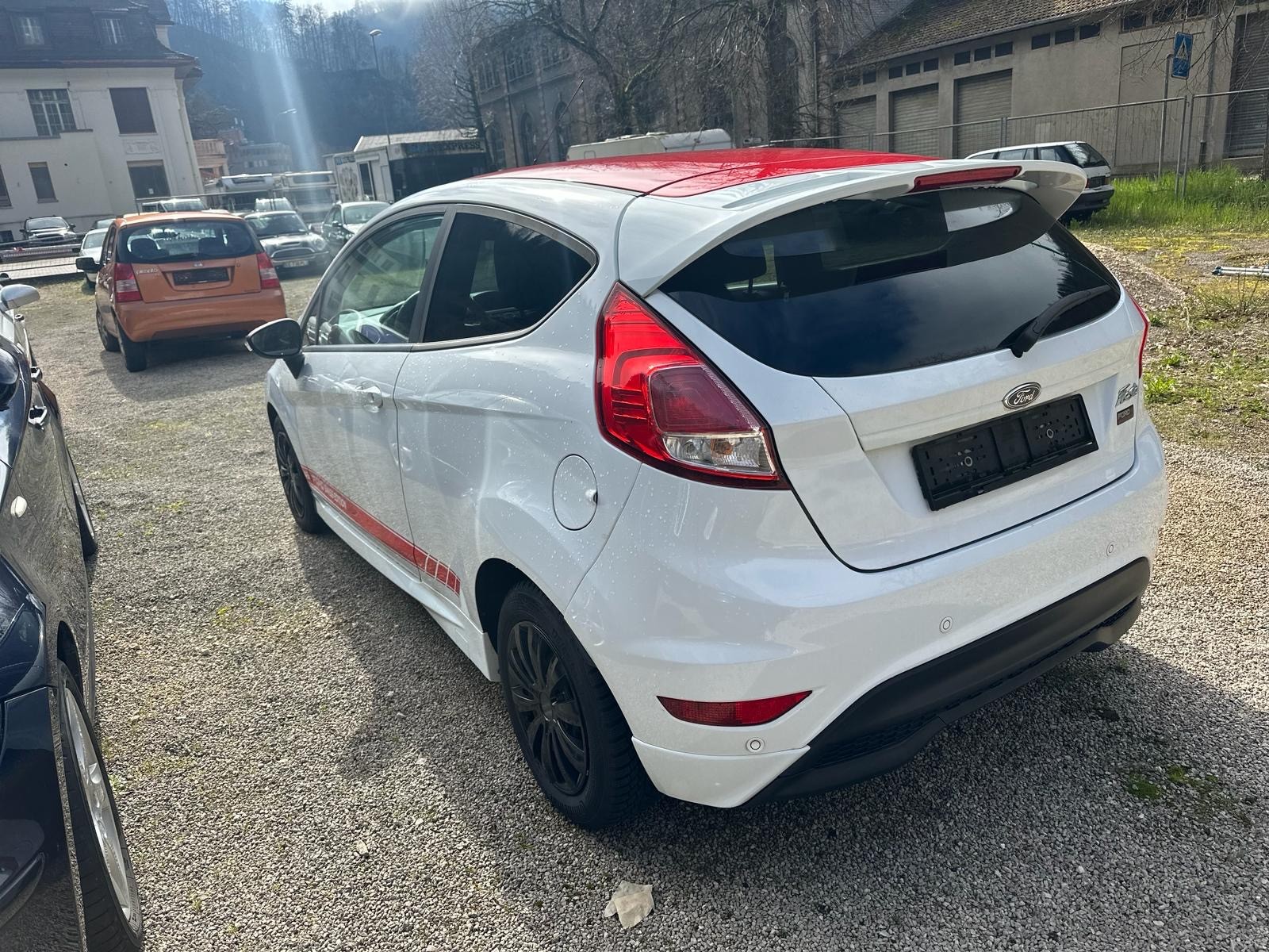 FORD Fiesta 1.0 SCTi Sport Red