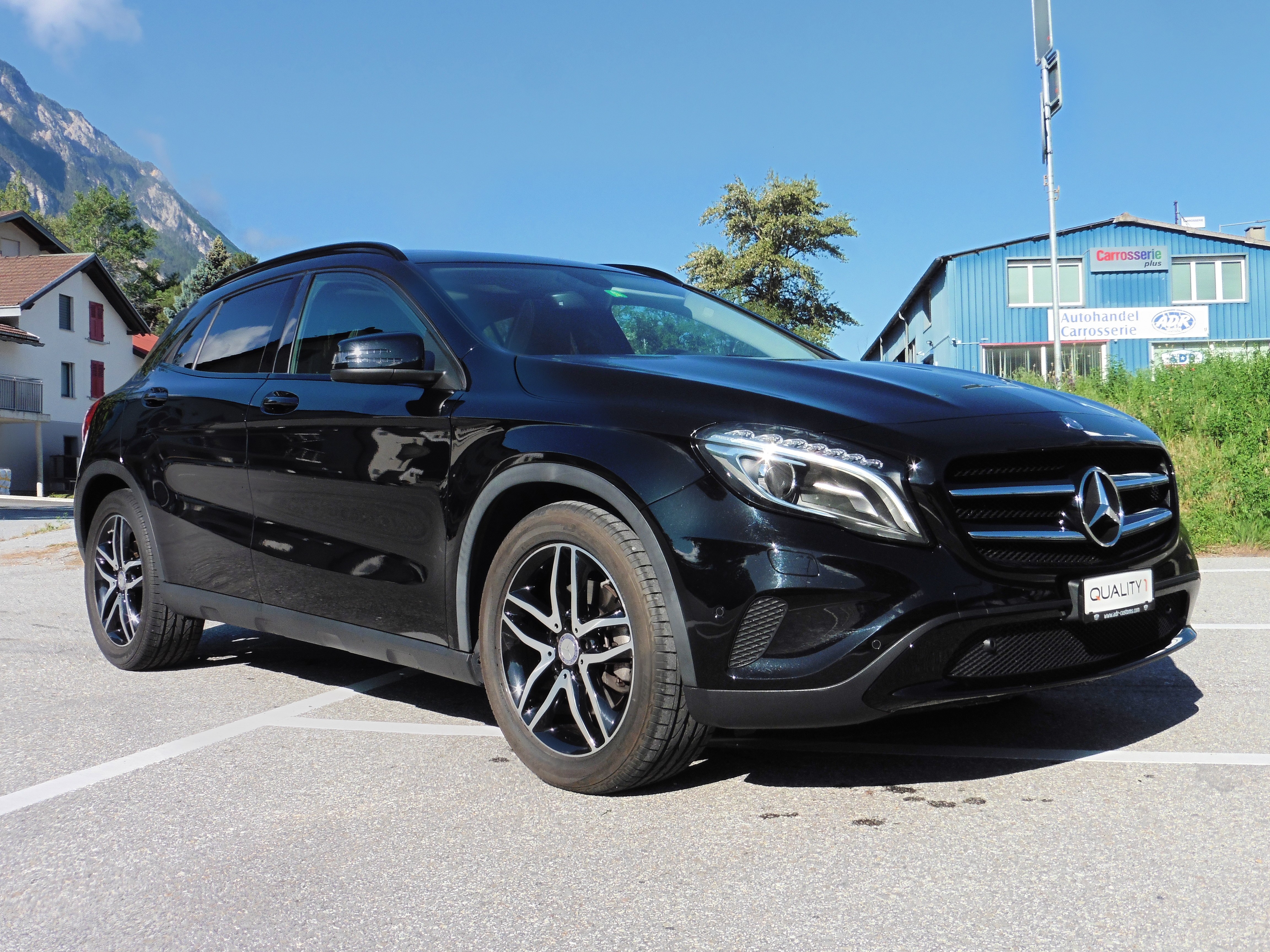 MERCEDES-BENZ GLA 250 Urban 4Matic 7G-DCT