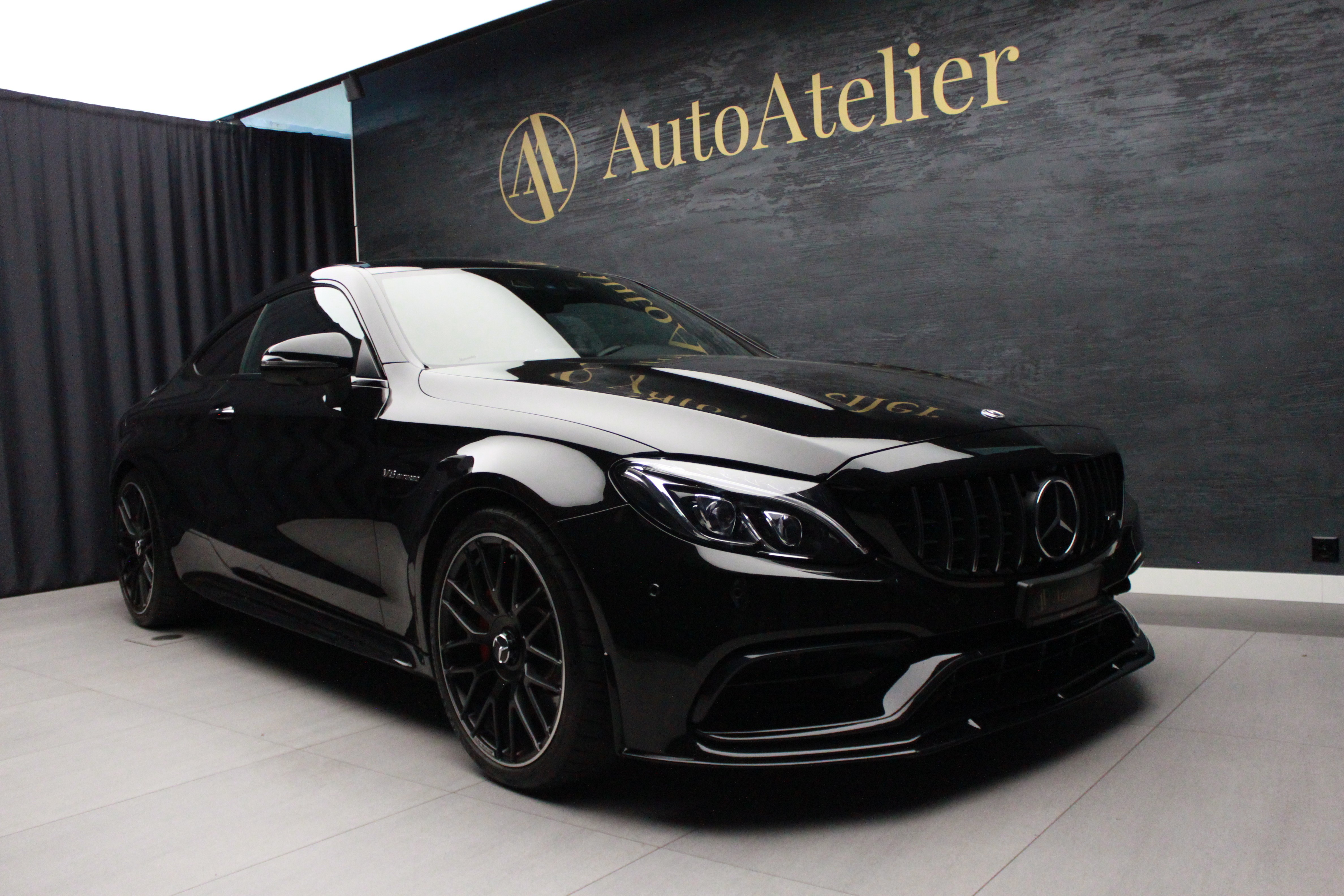 MERCEDES-BENZ C 63 S AMG Speedshift