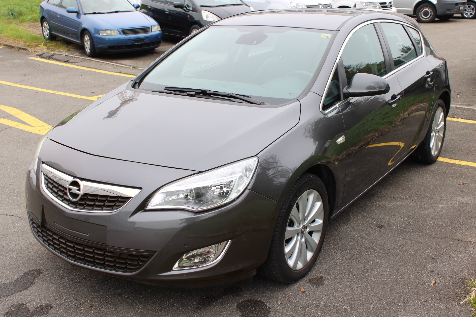 OPEL Astra 1.4i 16V Turbo Cosmo Automatic