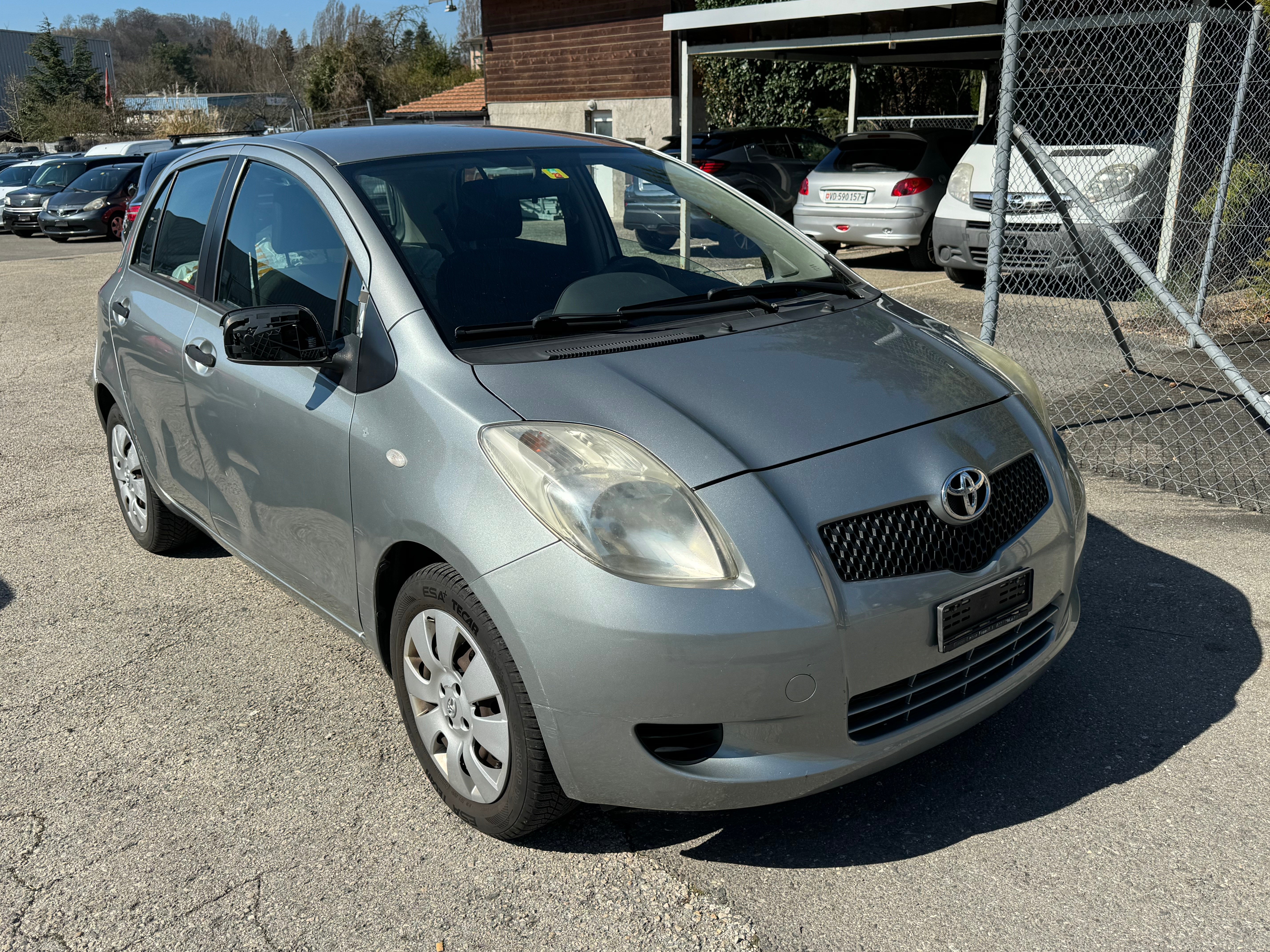 TOYOTA Yaris 1.3 Linea Luna