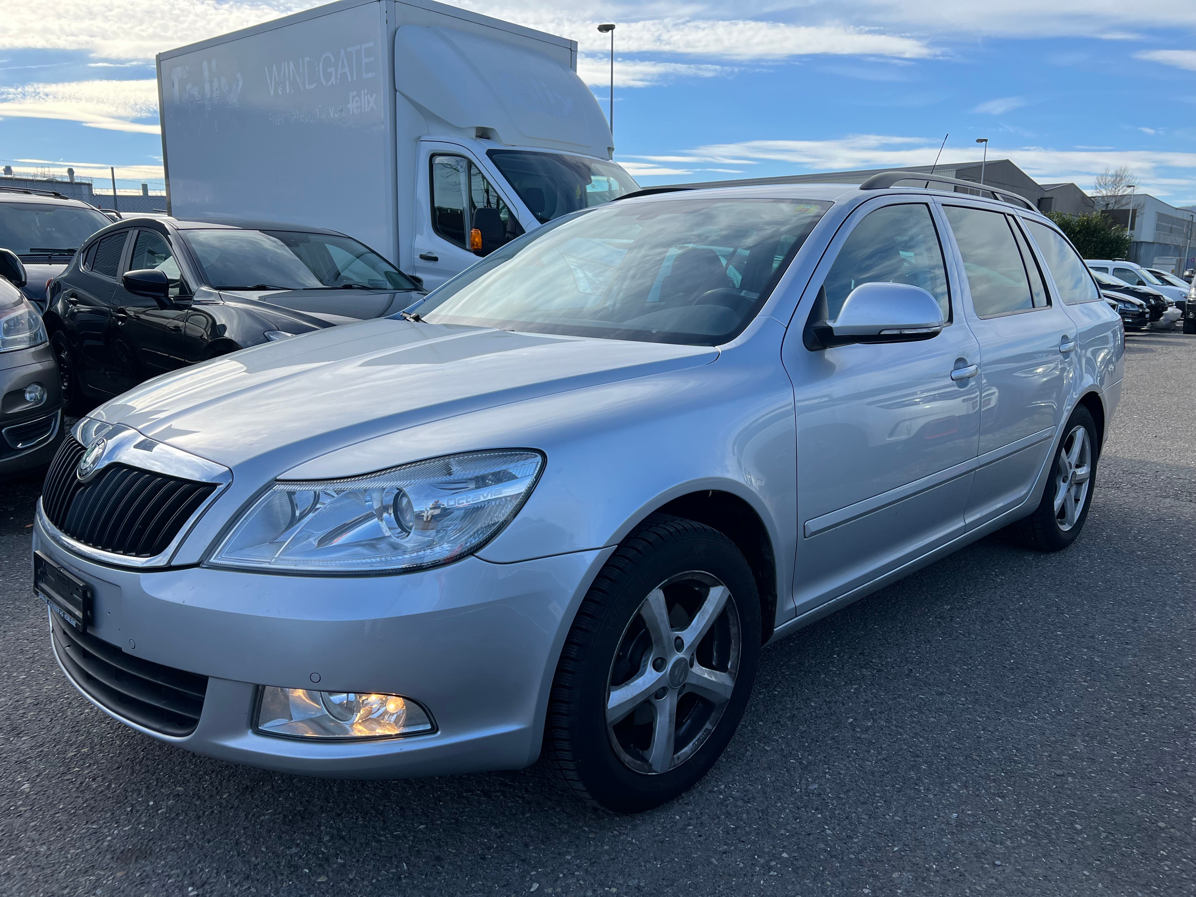 SKODA Octavia Combi 1.4 TSI Elegance DSG