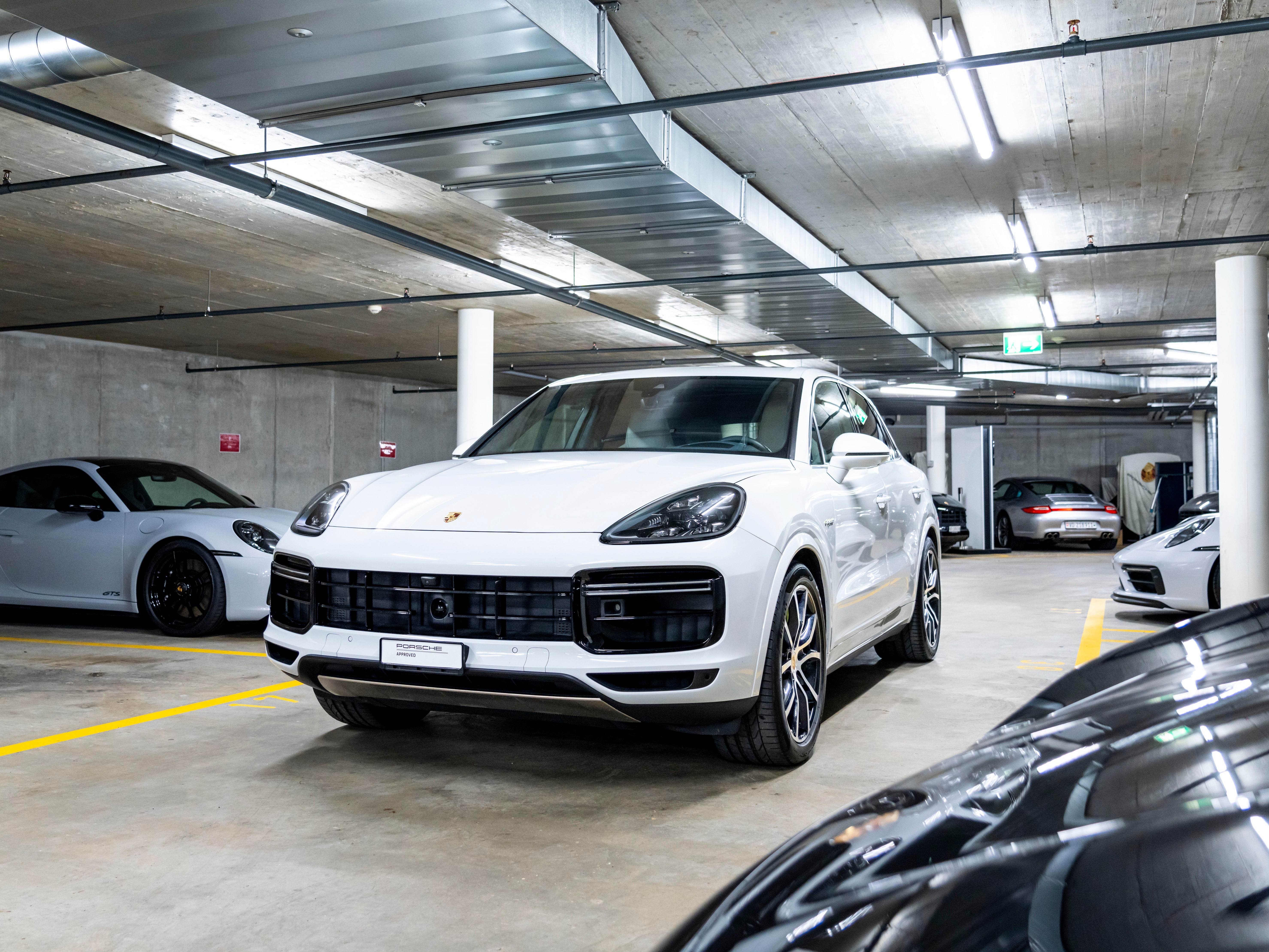 PORSCHE Cayenne Turbo S E-Hybrid