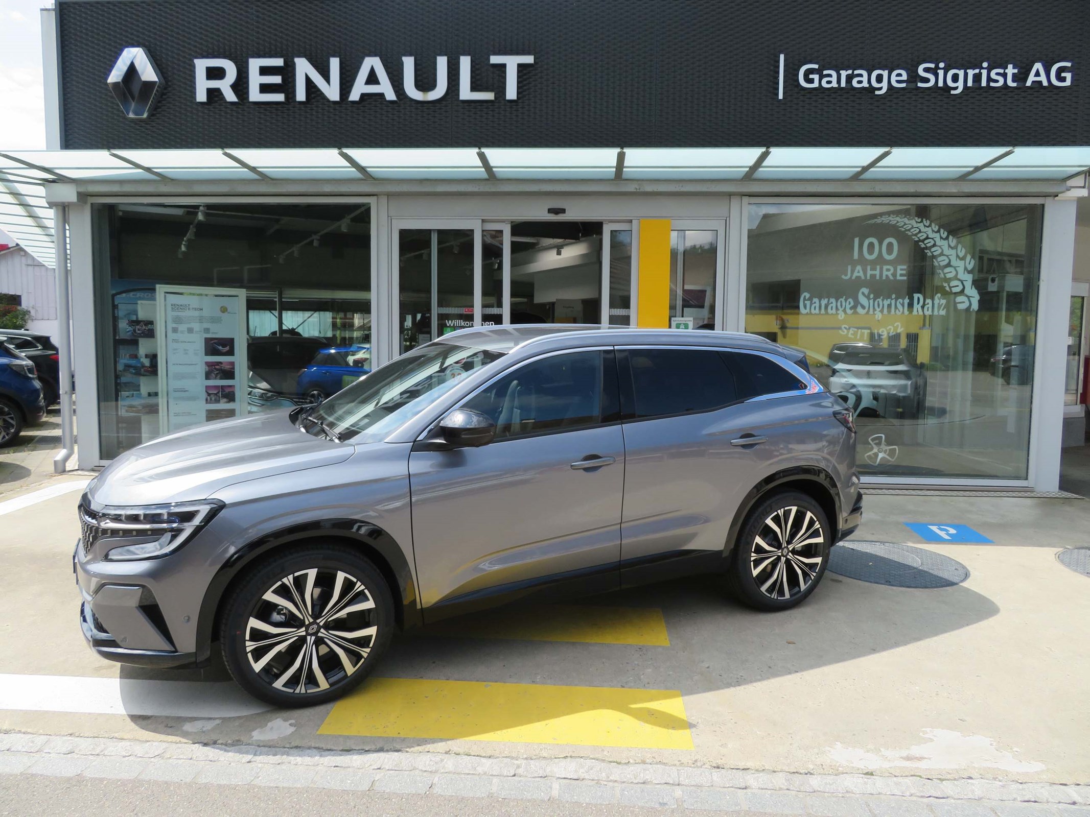 RENAULT Austral 1.2 E-Tech iconic