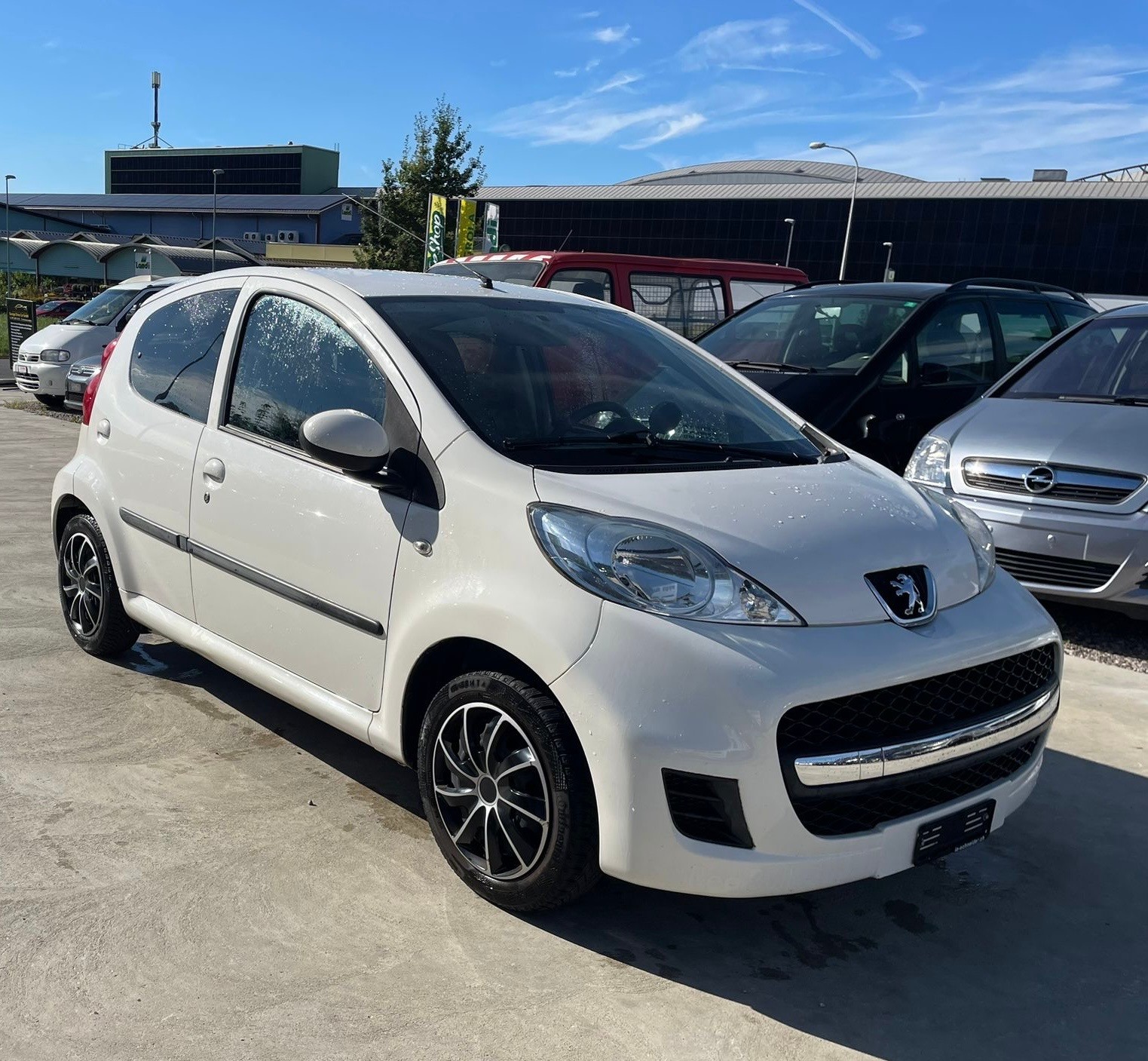 PEUGEOT 107 1.0 Urban