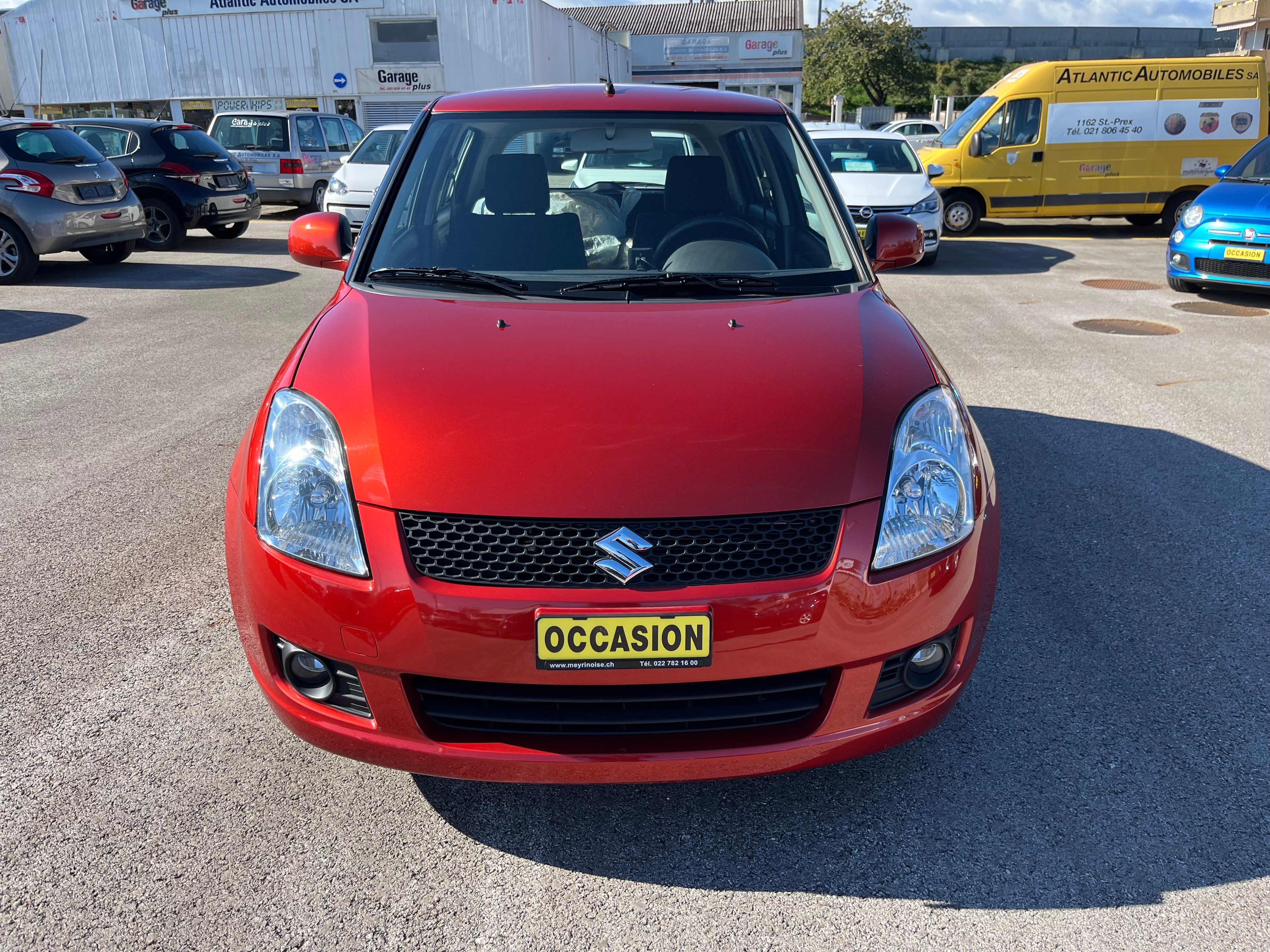 SUZUKI Swift 1.5i 16V VVT GL Top