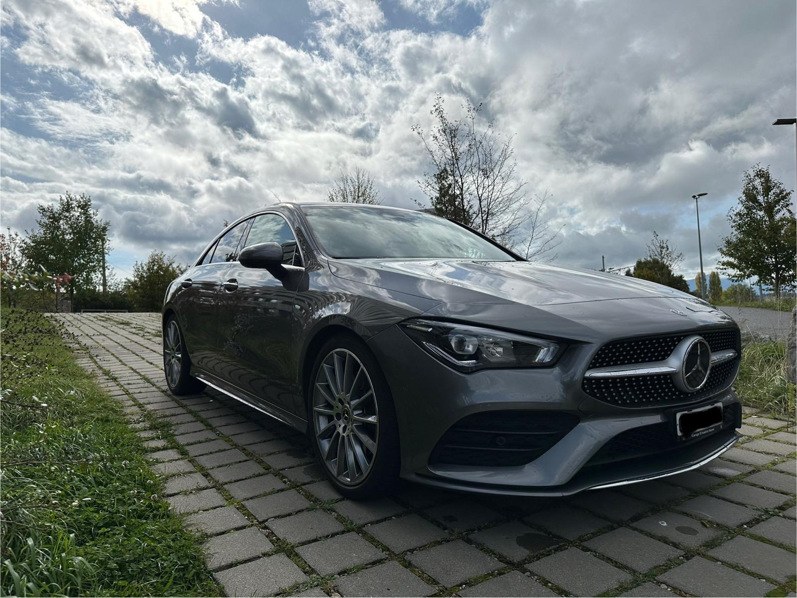 MERCEDES-BENZ CLA 220 AMG Line 7G-DCT 4Matic