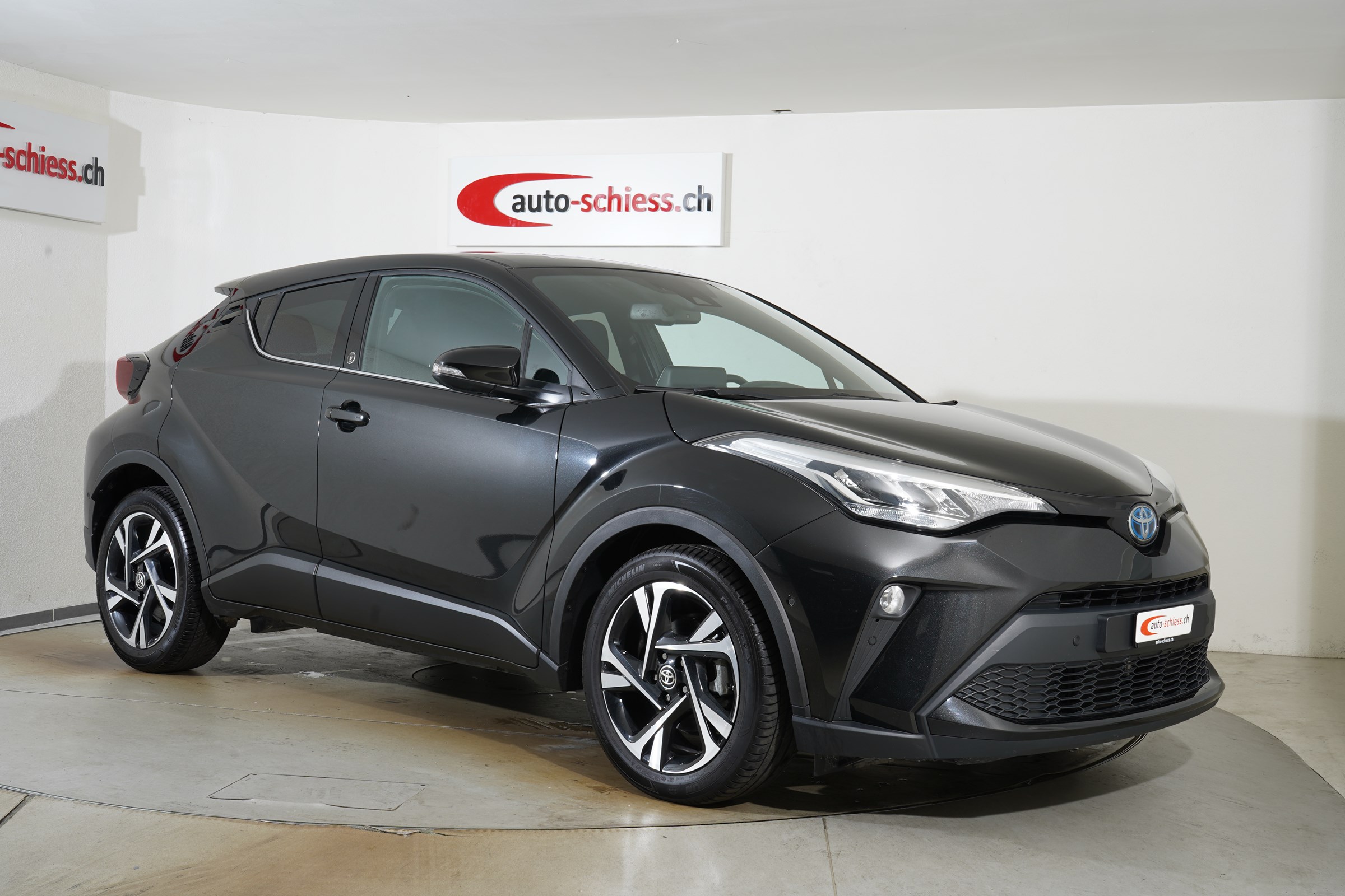 TOYOTA C-HR 1.8 HSD CVT Team D