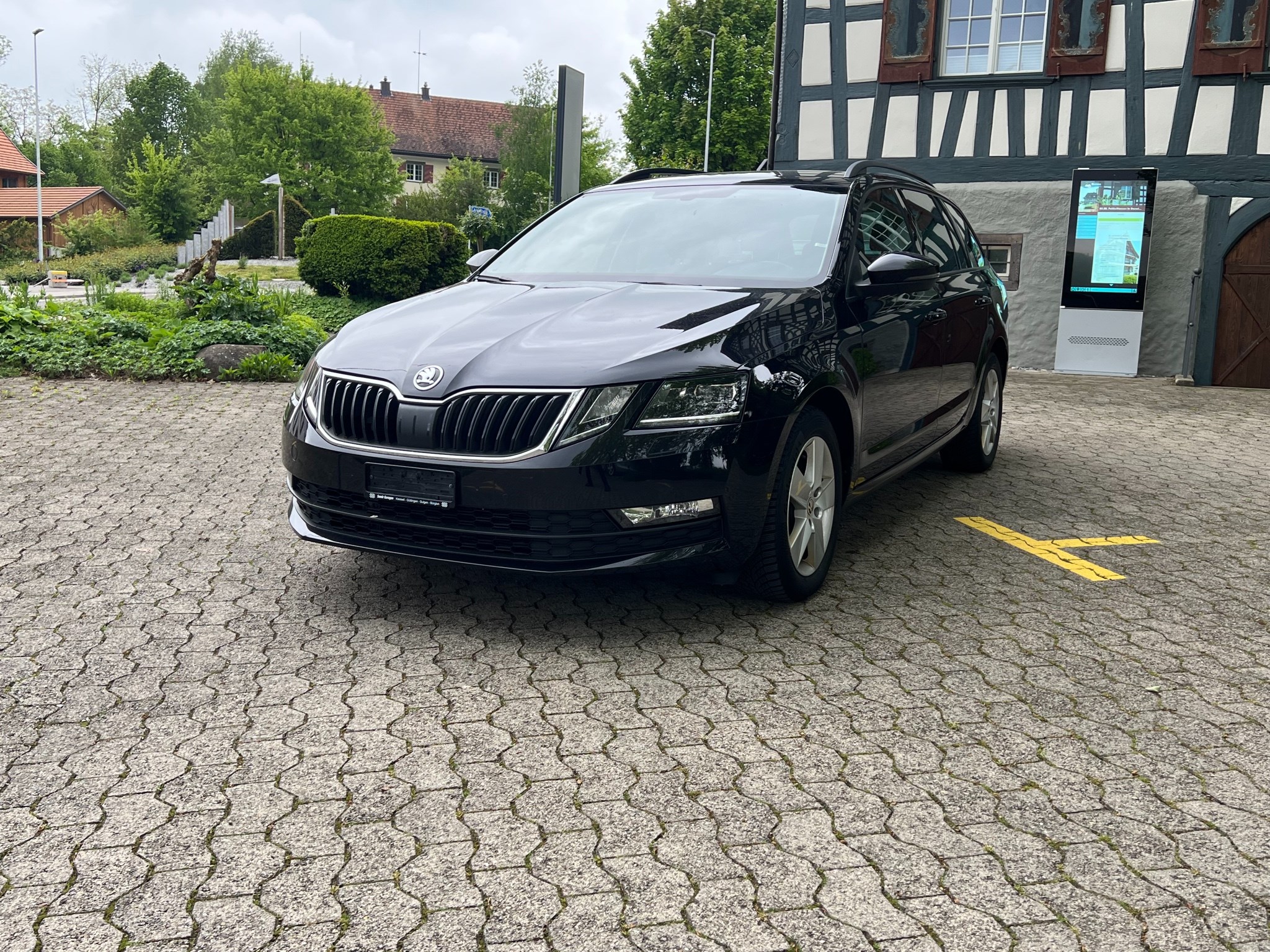 SKODA Octavia Combi 2.0 TDI Swiss Line 25 4x4