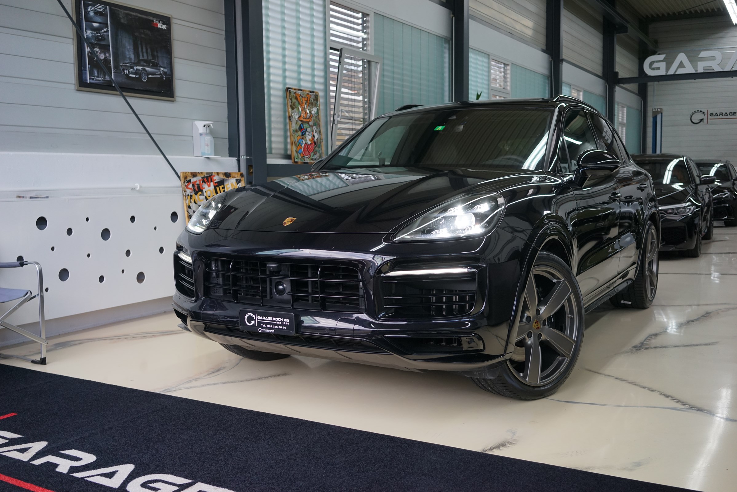 PORSCHE Cayenne GTS