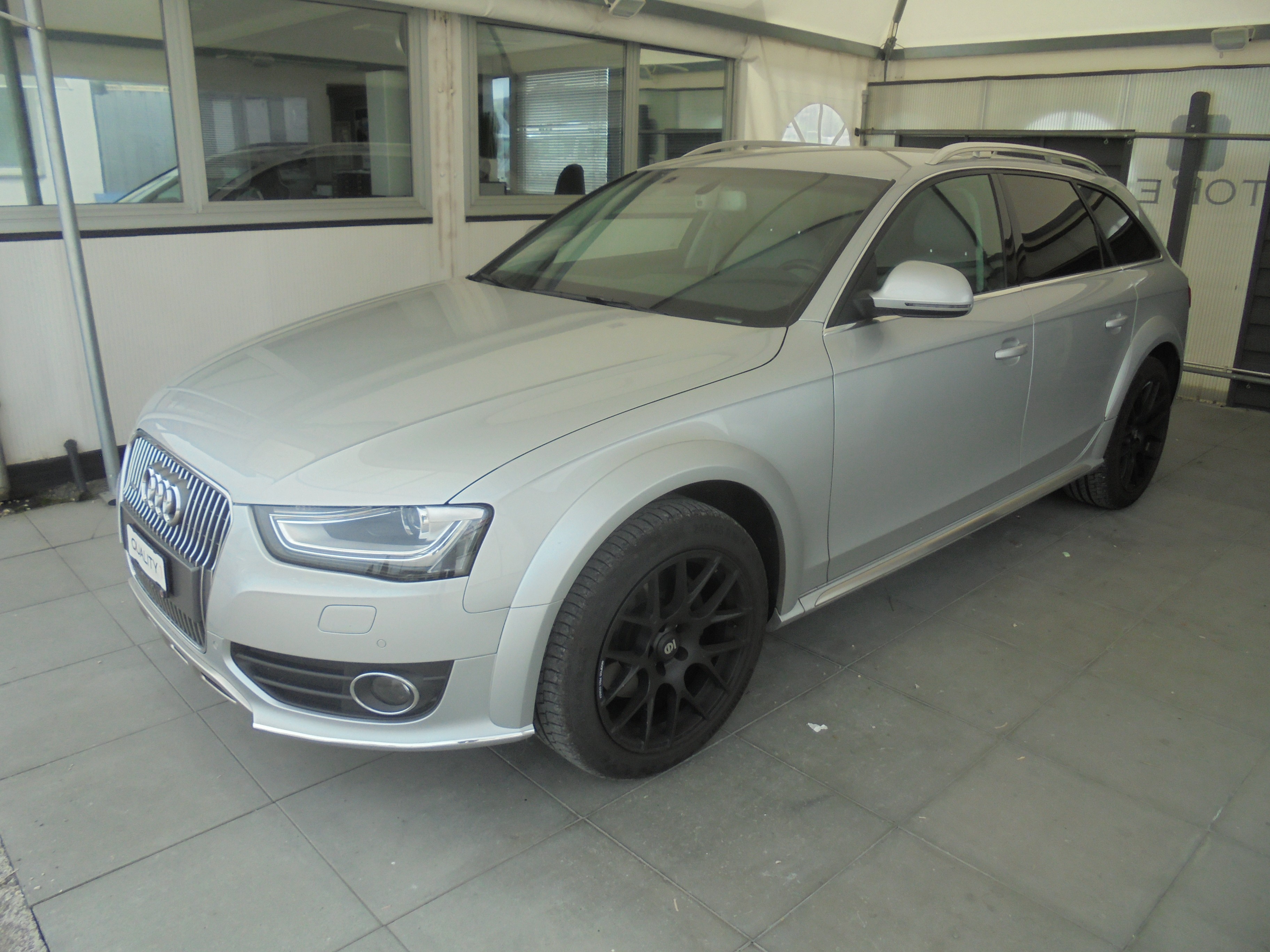 AUDI A4 Avant 2.0 TFSI quattro s-tronic