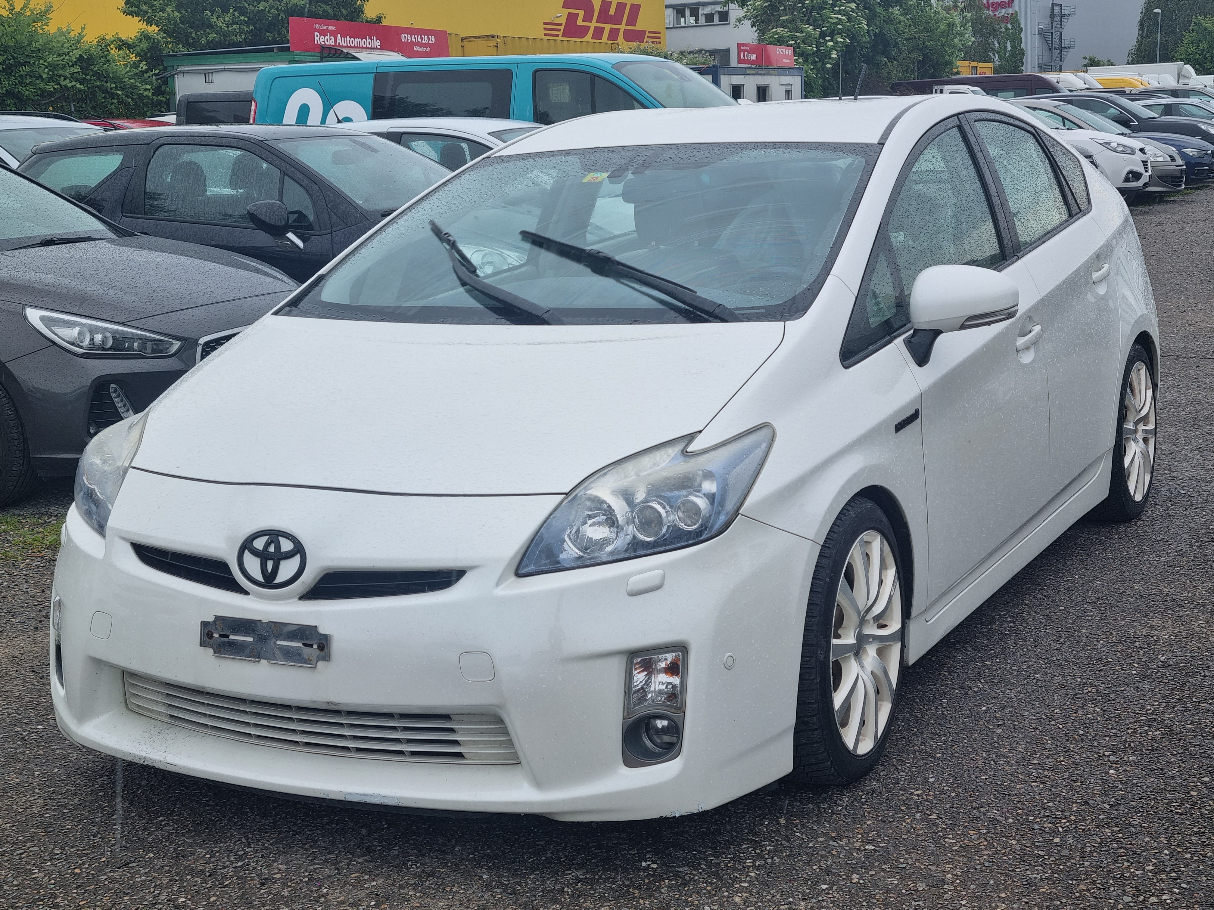 TOYOTA Prius 1.8 16V HSD Sol Premium