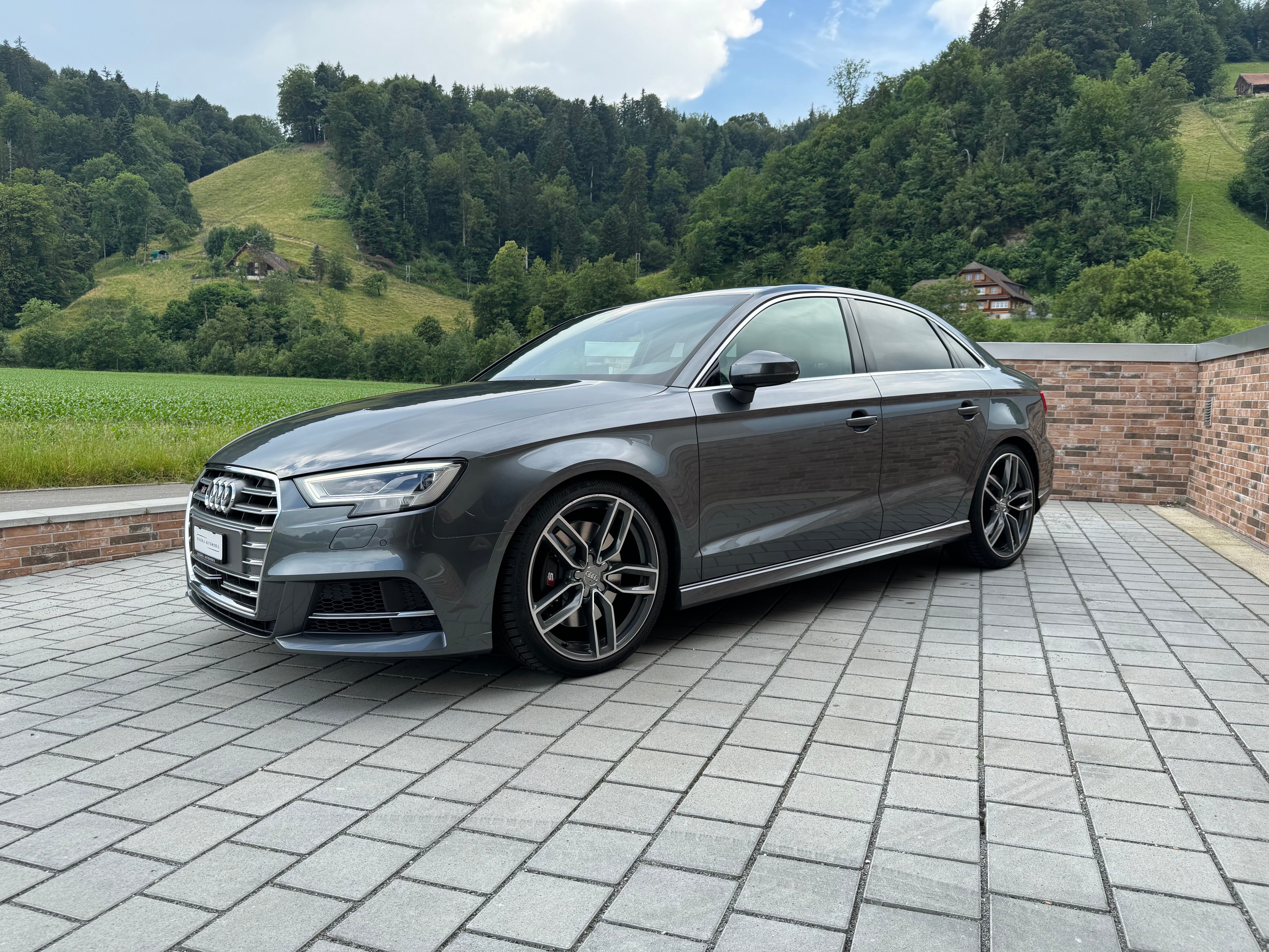 AUDI S3 Limousine 2.0 TFSI quattro S-tronic