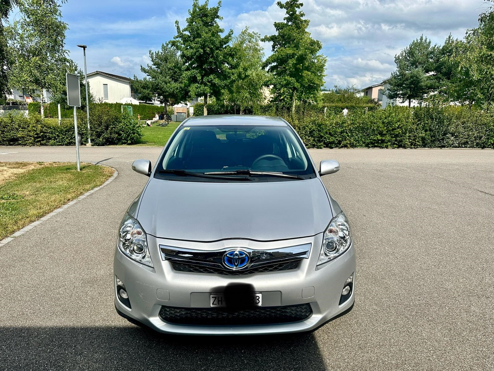 TOYOTA Auris 1.8 16V HSD Linea Luna