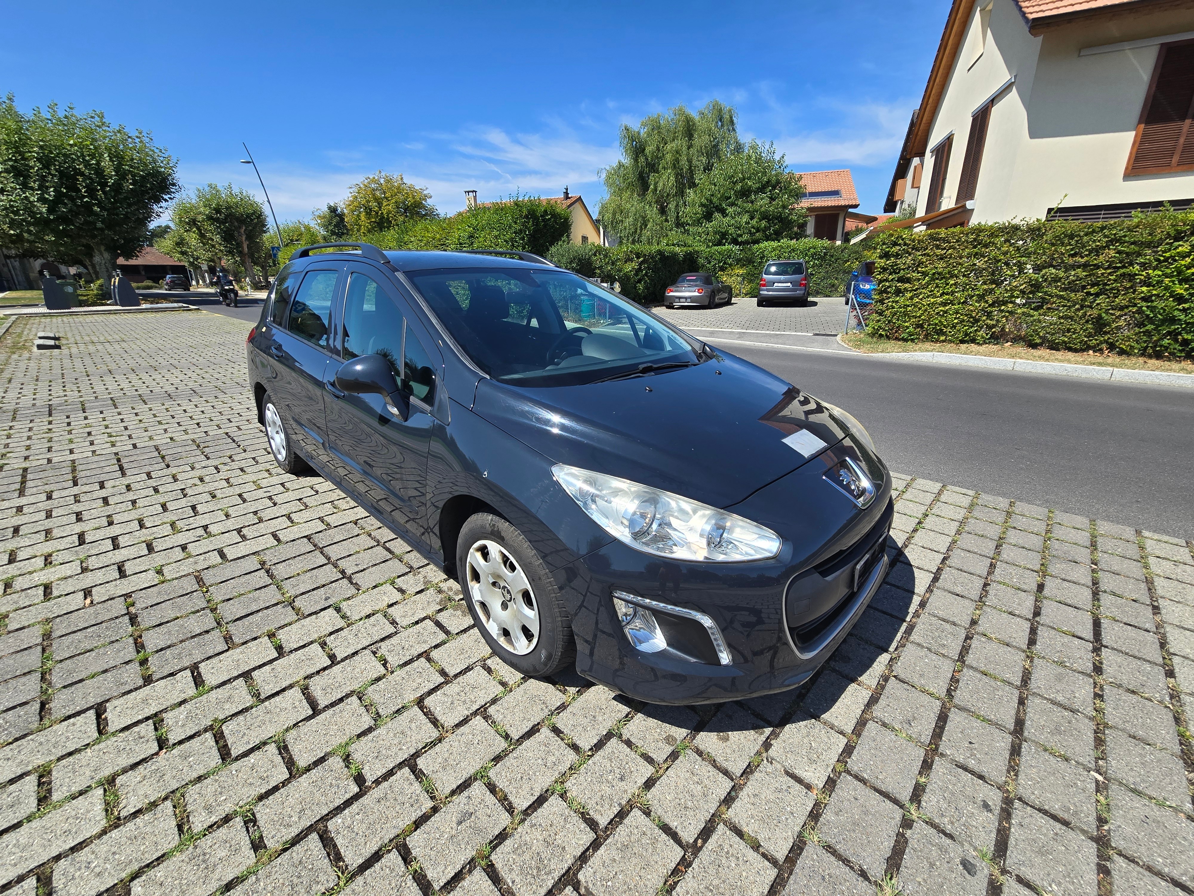 PEUGEOT 308 SW 1.6 HDI Active EGS6