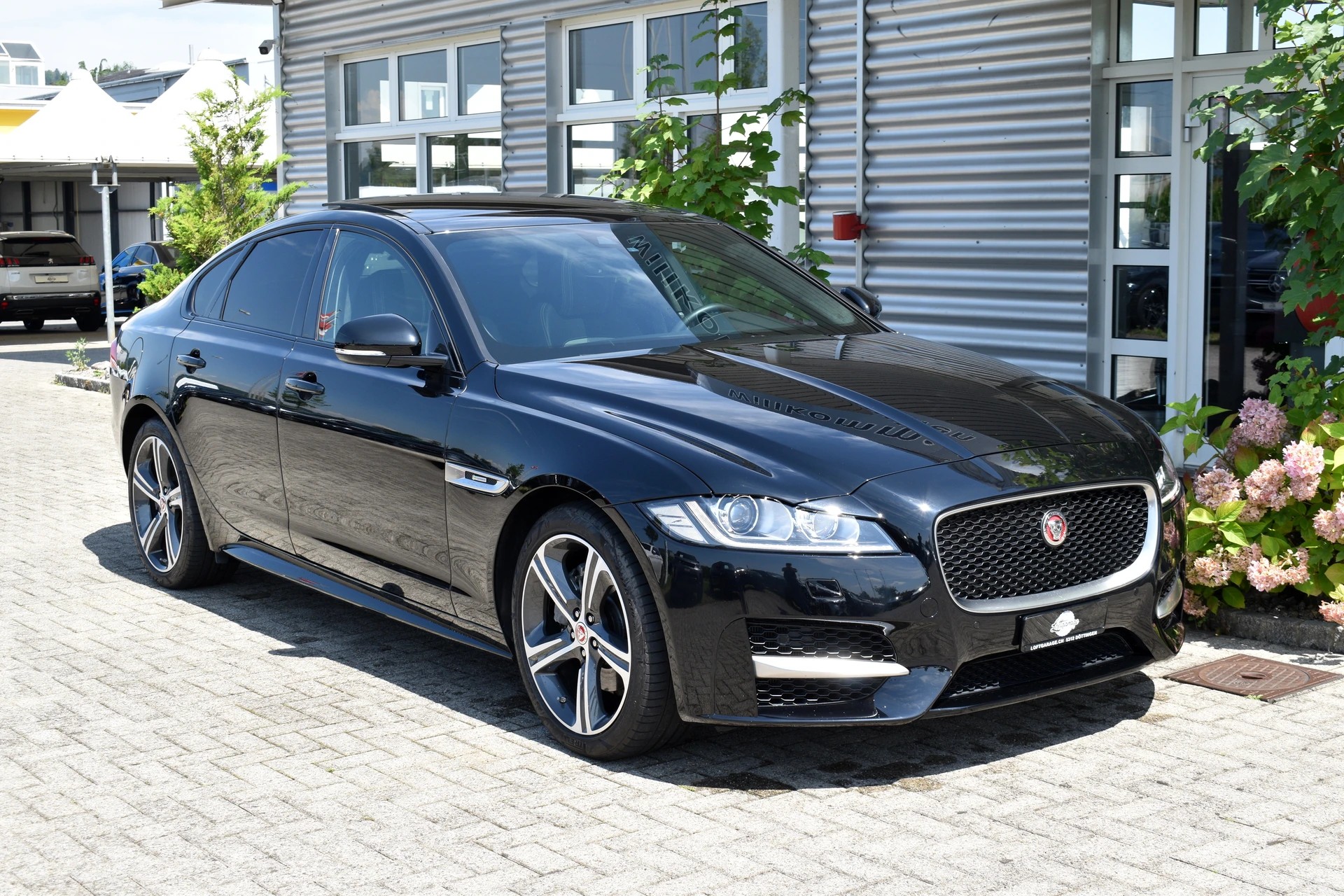 JAGUAR XF 25t P250 R-Sport Automatic