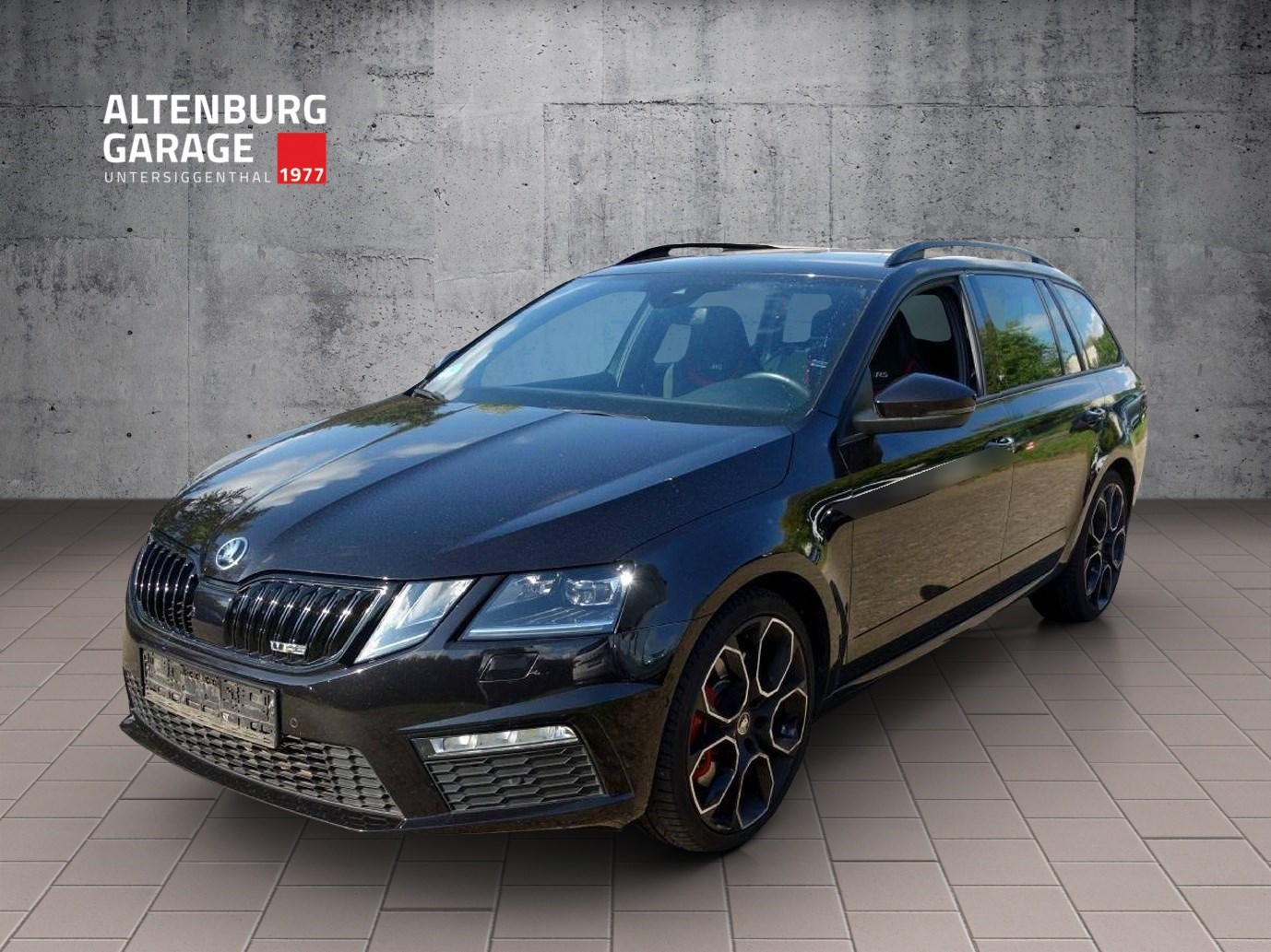 SKODA Octavia Combi 2.0 TSI 245 RS 60 DSG