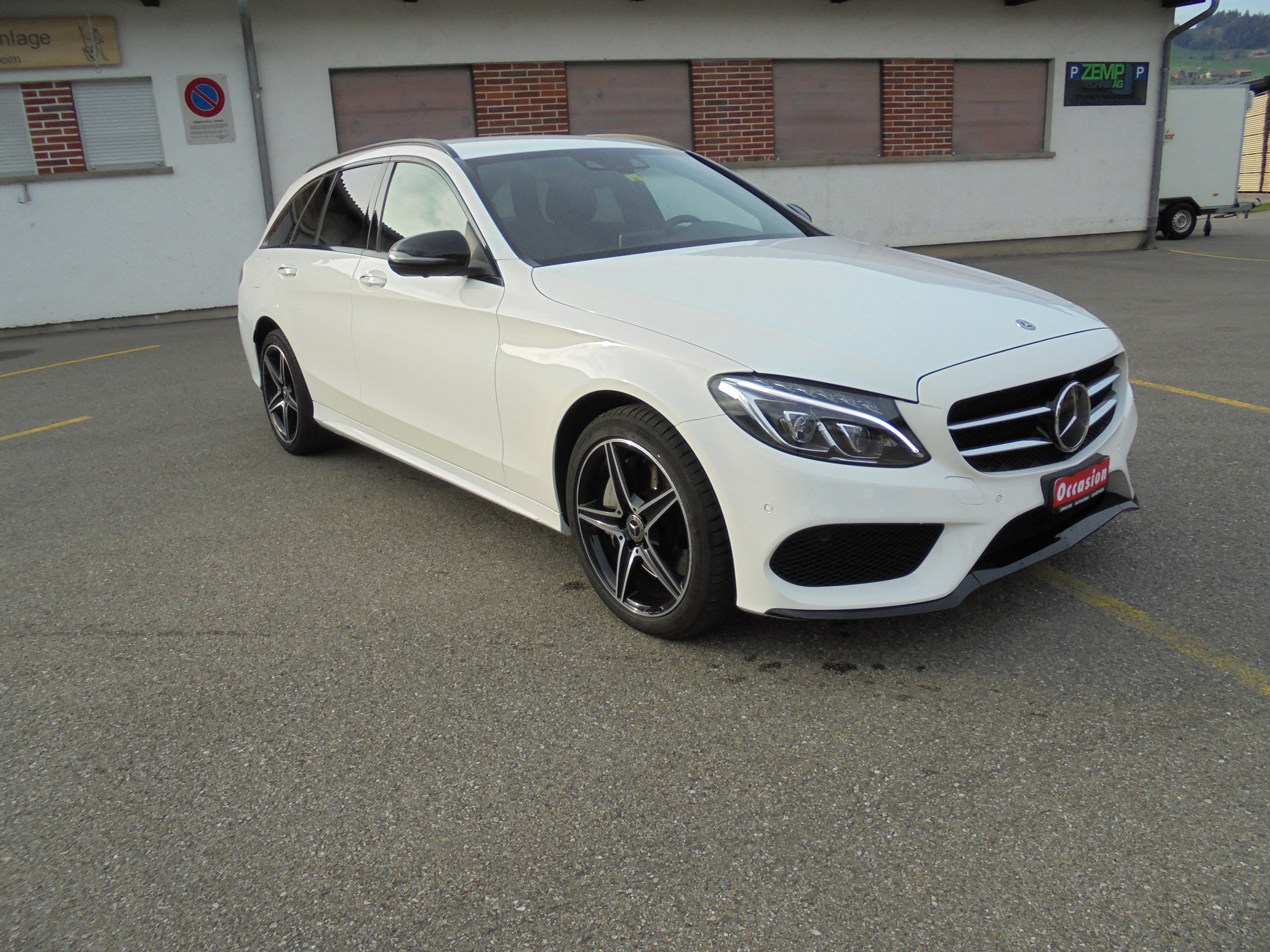 MERCEDES-BENZ C 250 d Swiss Star AMG Line 4Matic 9G-Tronic