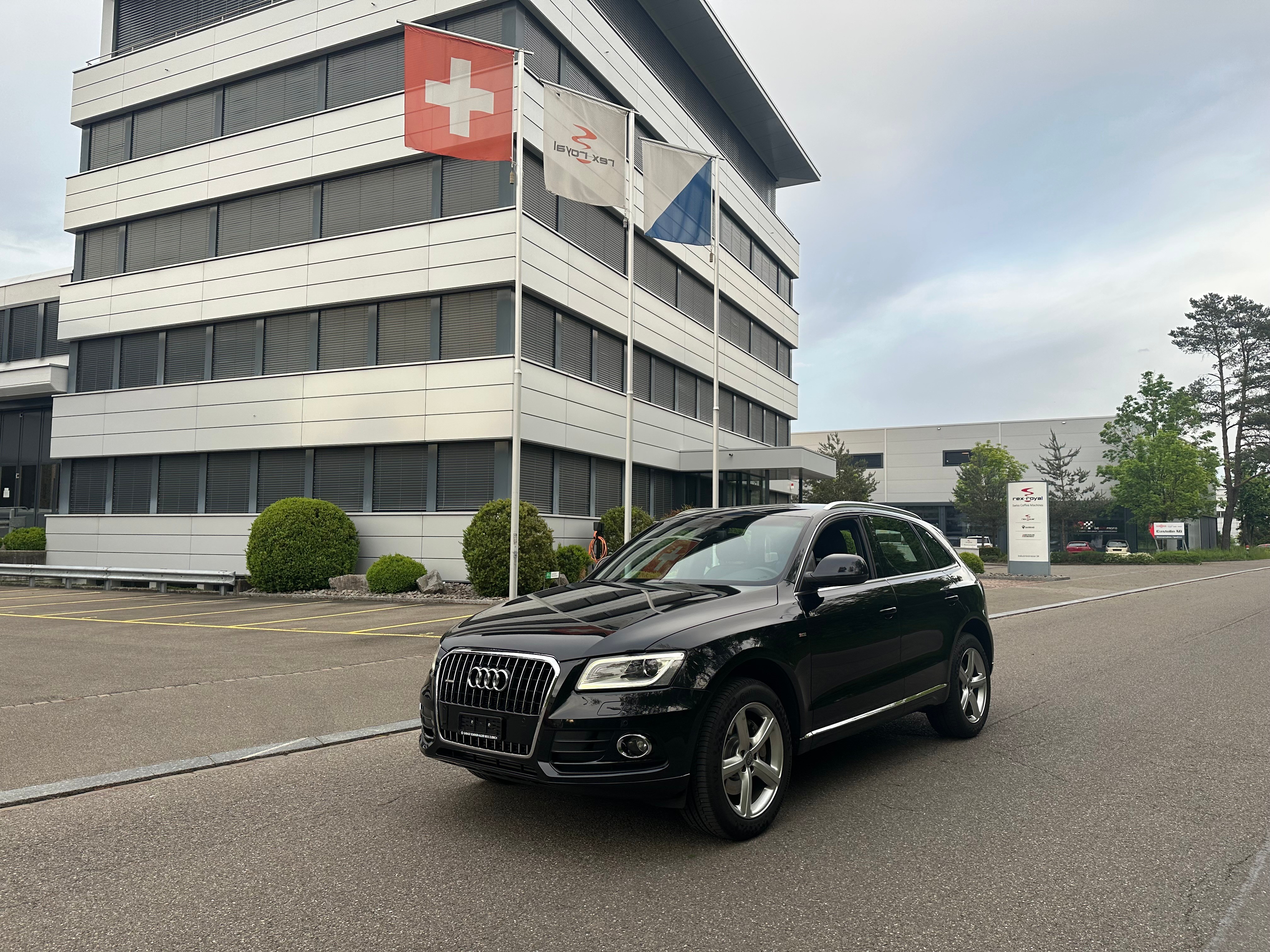 AUDI Q5 3.0 TDI quattro S-tronic