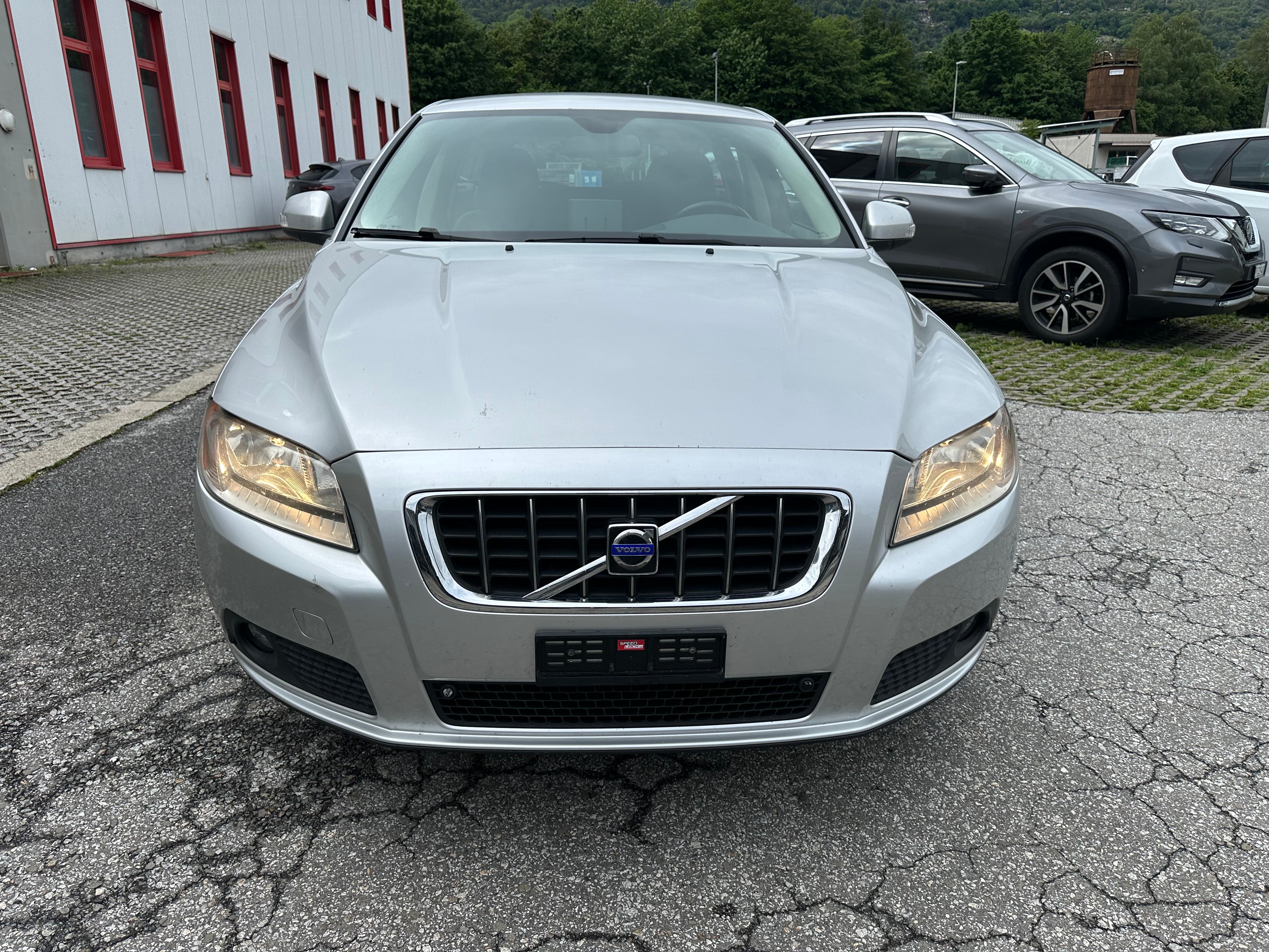 VOLVO V70 D5 Summum Geartronic