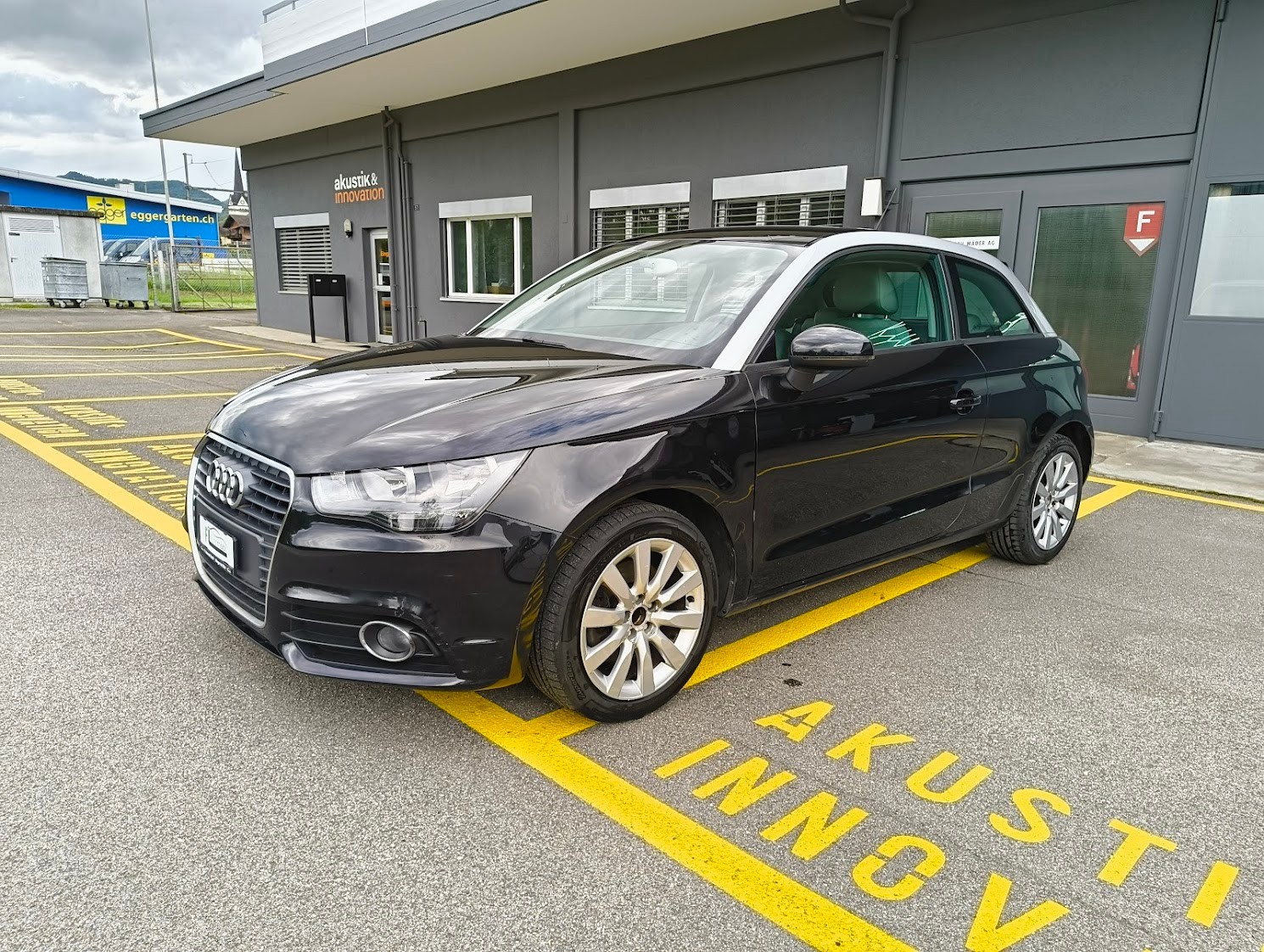 AUDI A1 1.4 TFSI Ambition S-tronic