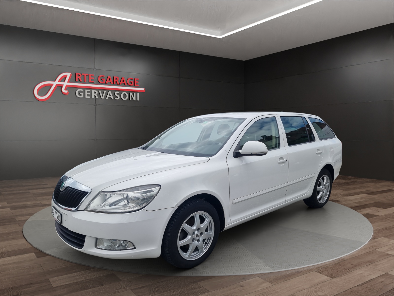 SKODA Octavia 2.0TDI Eleg. 4x4