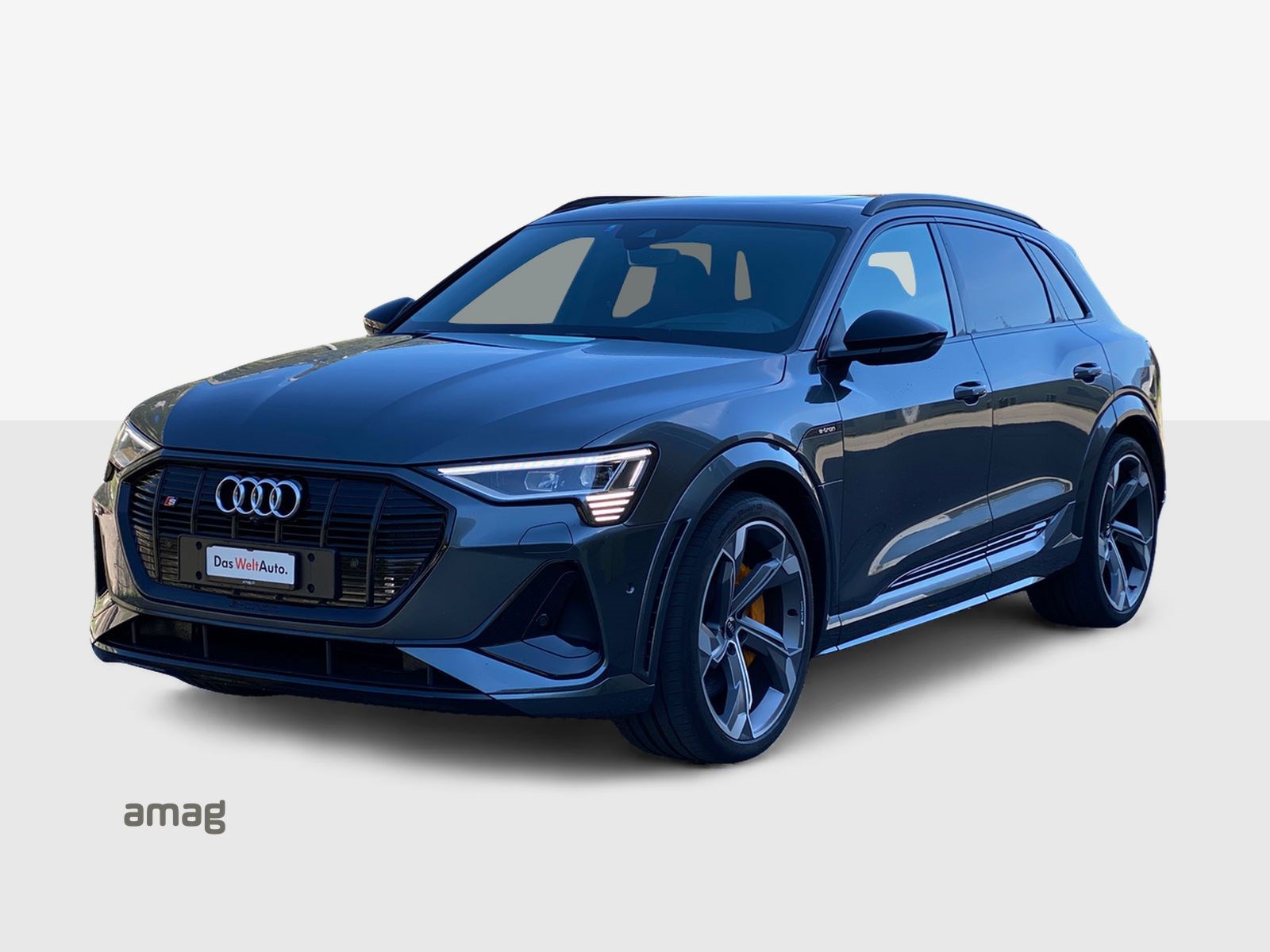 AUDI e-tron S quattro